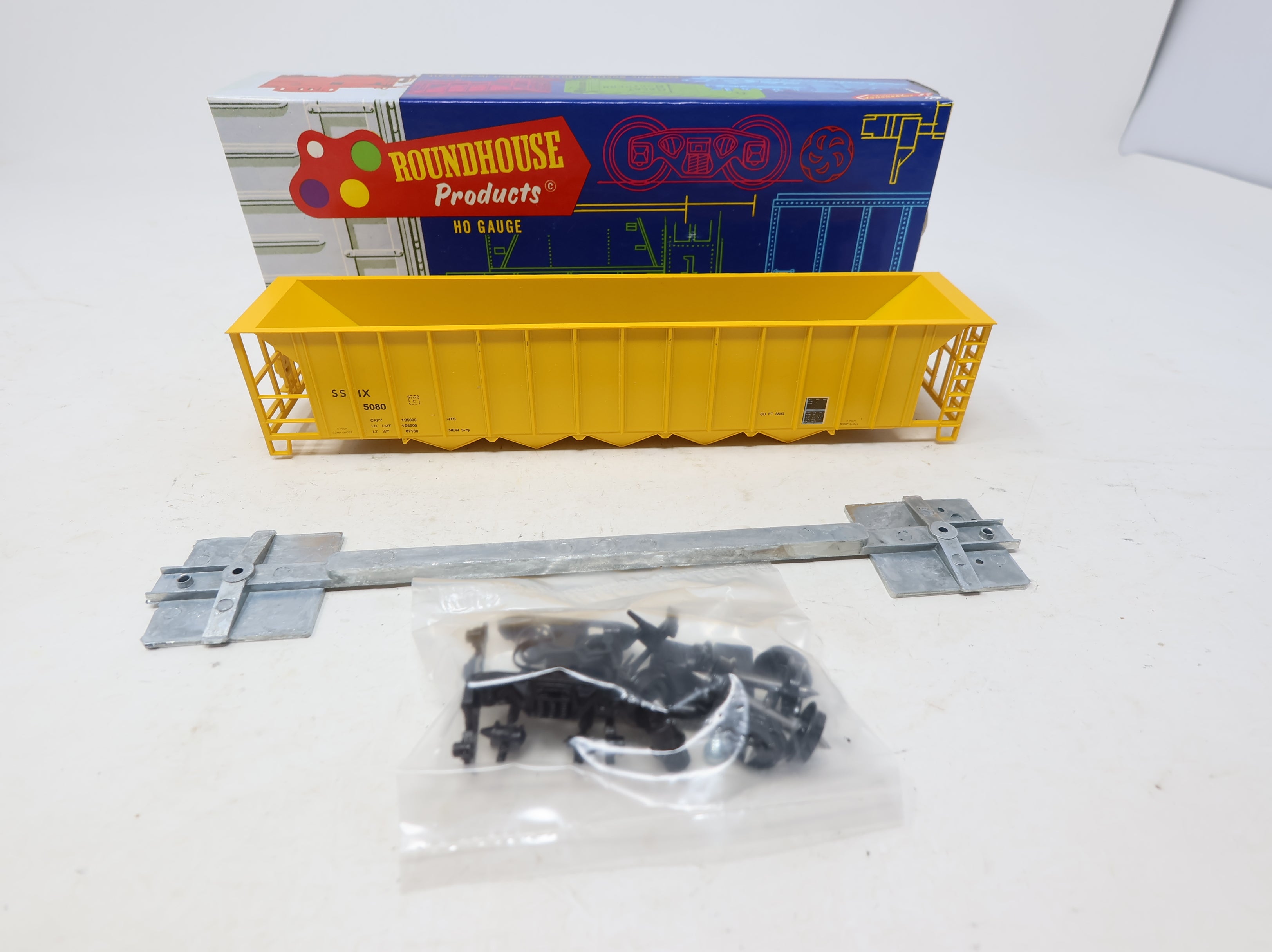 USED Roundhouse 1733 HO Scale 5 Bay Rapid Discharge Hopper Itel Corporation SSIX #5080 KIT