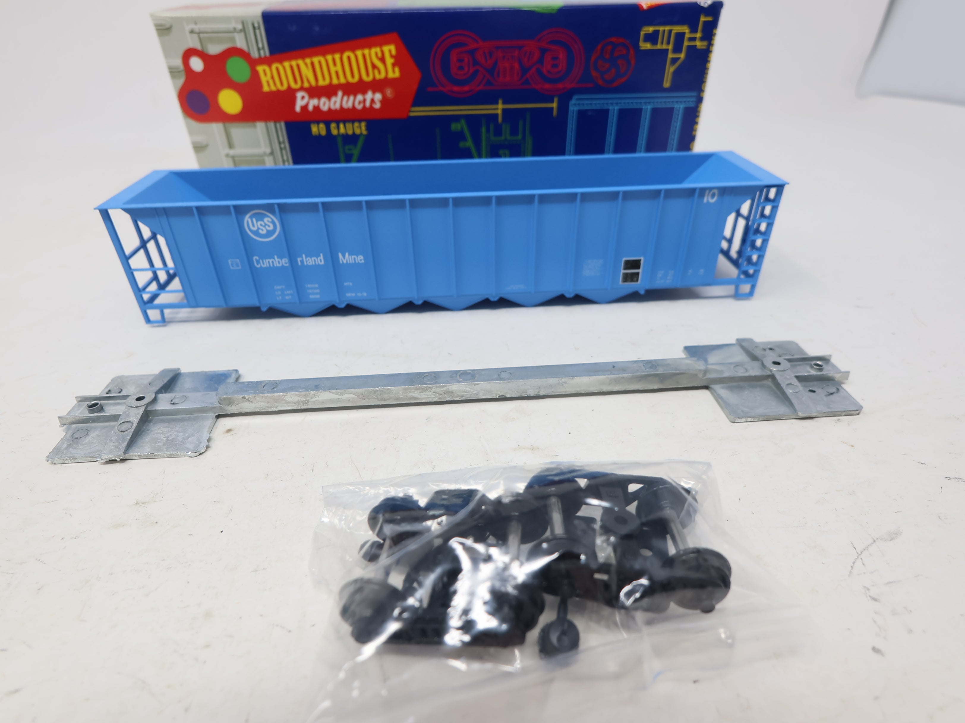 USED Roundhouse 1723 HO Scale 5 Bay Rapid Discharge Hopper United States Steel Cumberland Mine KIT