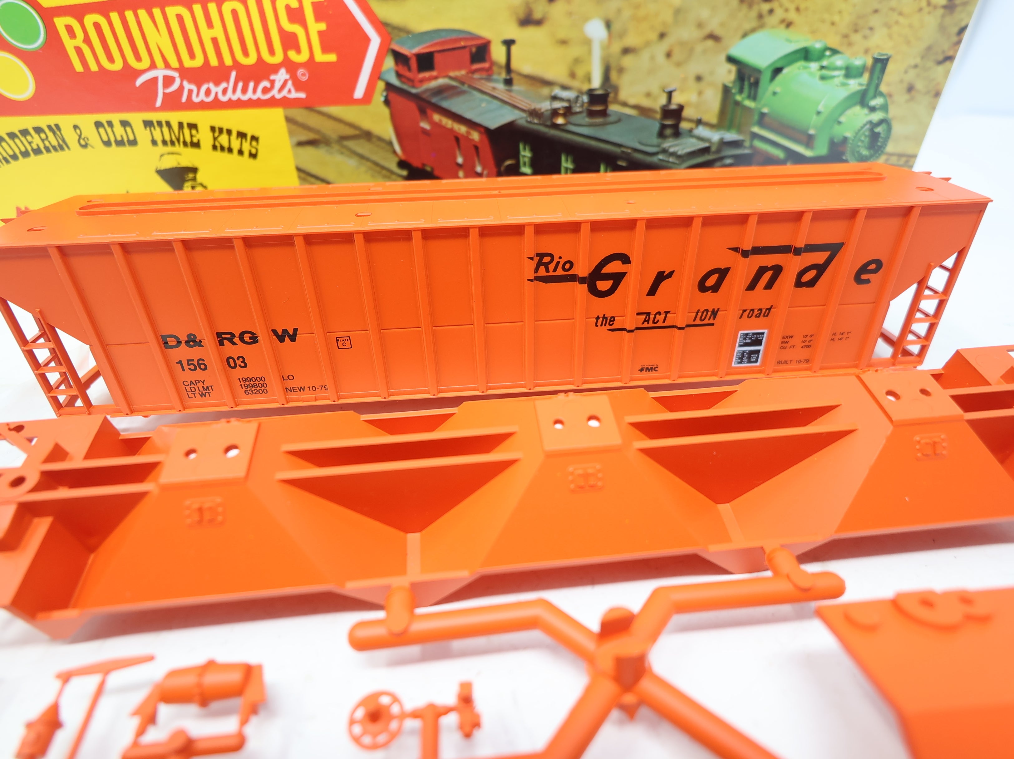 USED Roundhouse 3522 HO Scale 50' FMC Covered Hopper Rio Grande D&RGW #15603 KIT