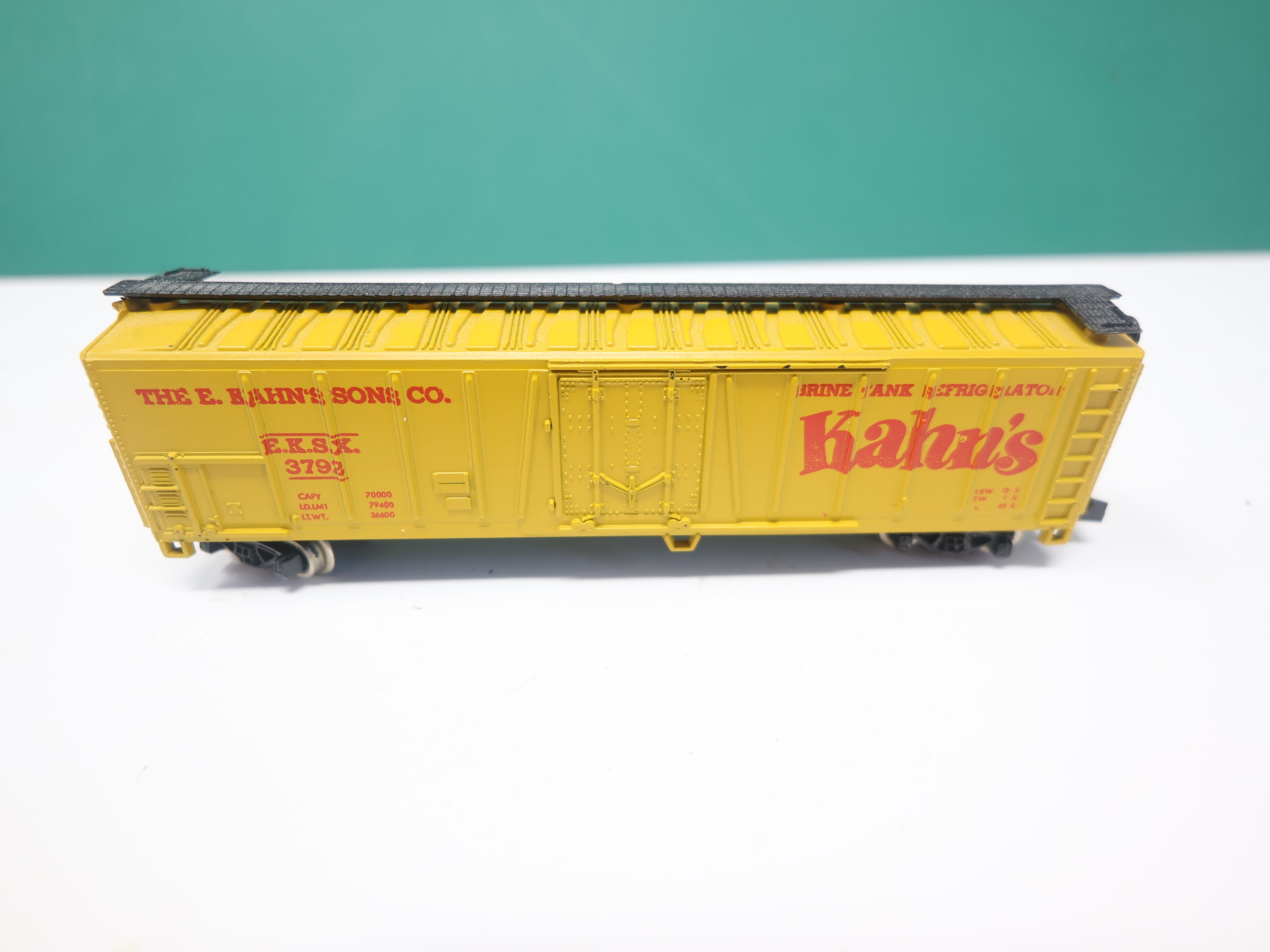 USED AHM N Scale, Box Car, Kahn's EKSX #3792