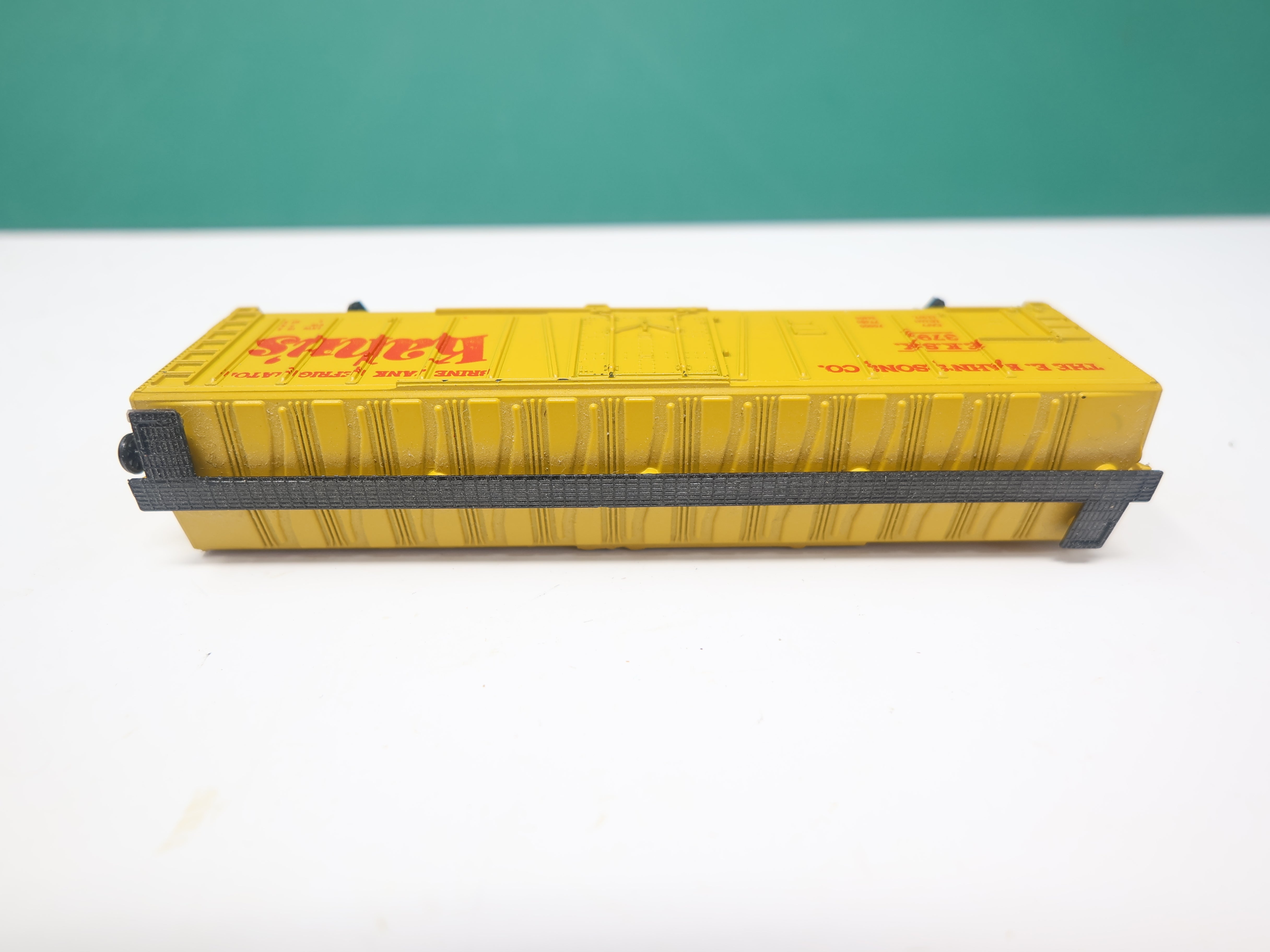 USED AHM N Scale, Box Car, Kahn's EKSX #3792