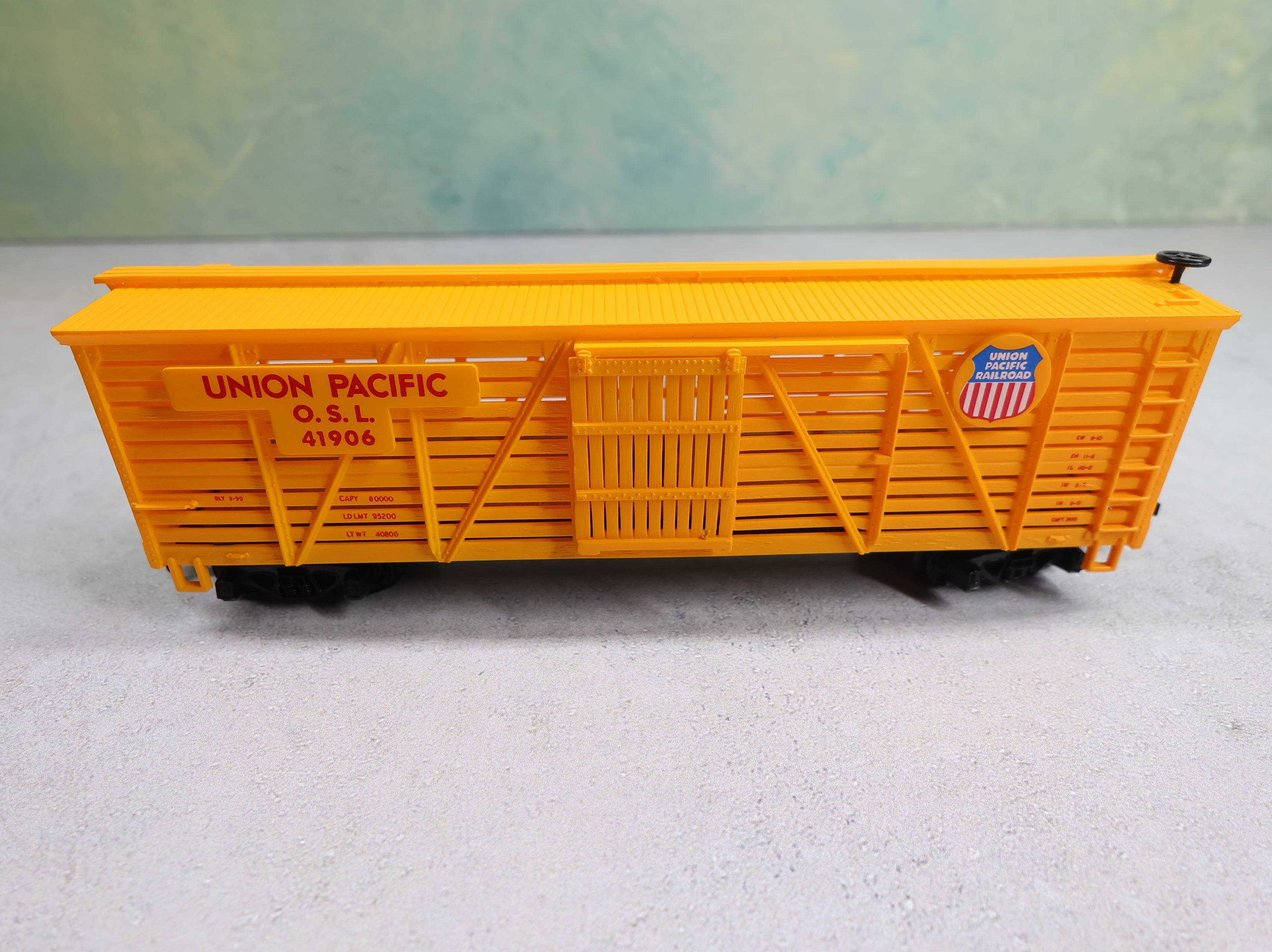 USED Mantua #735-003 HO Scale Heavy 41' Woodstock Car Union Pacific OSL #41906