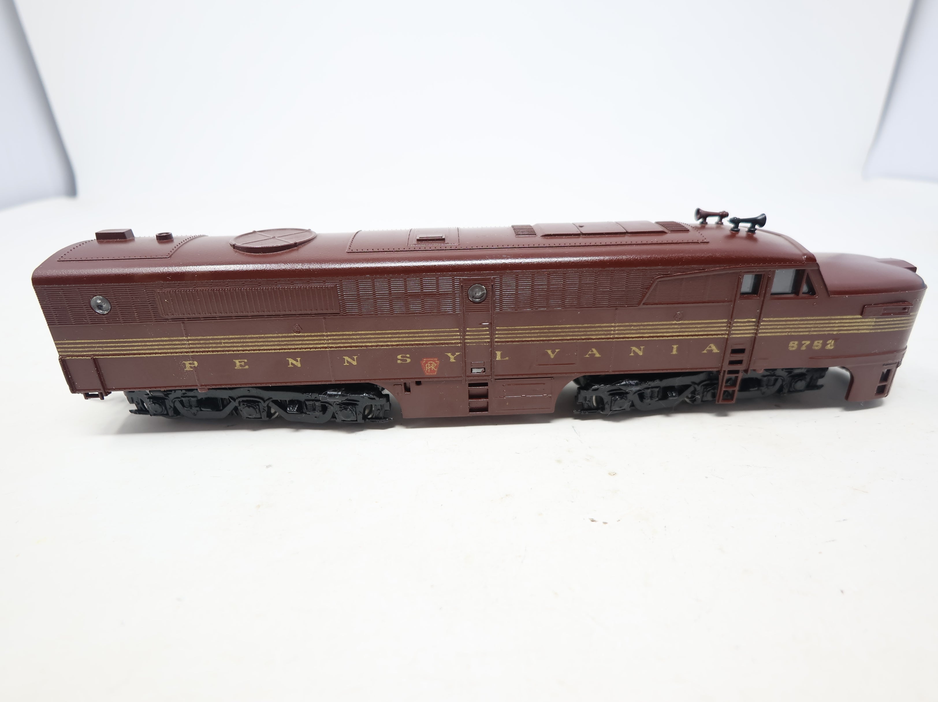 USED Athearn 3304 HO Scale PA-1 Diesel Locomotive Pennsylvania #5752 DC