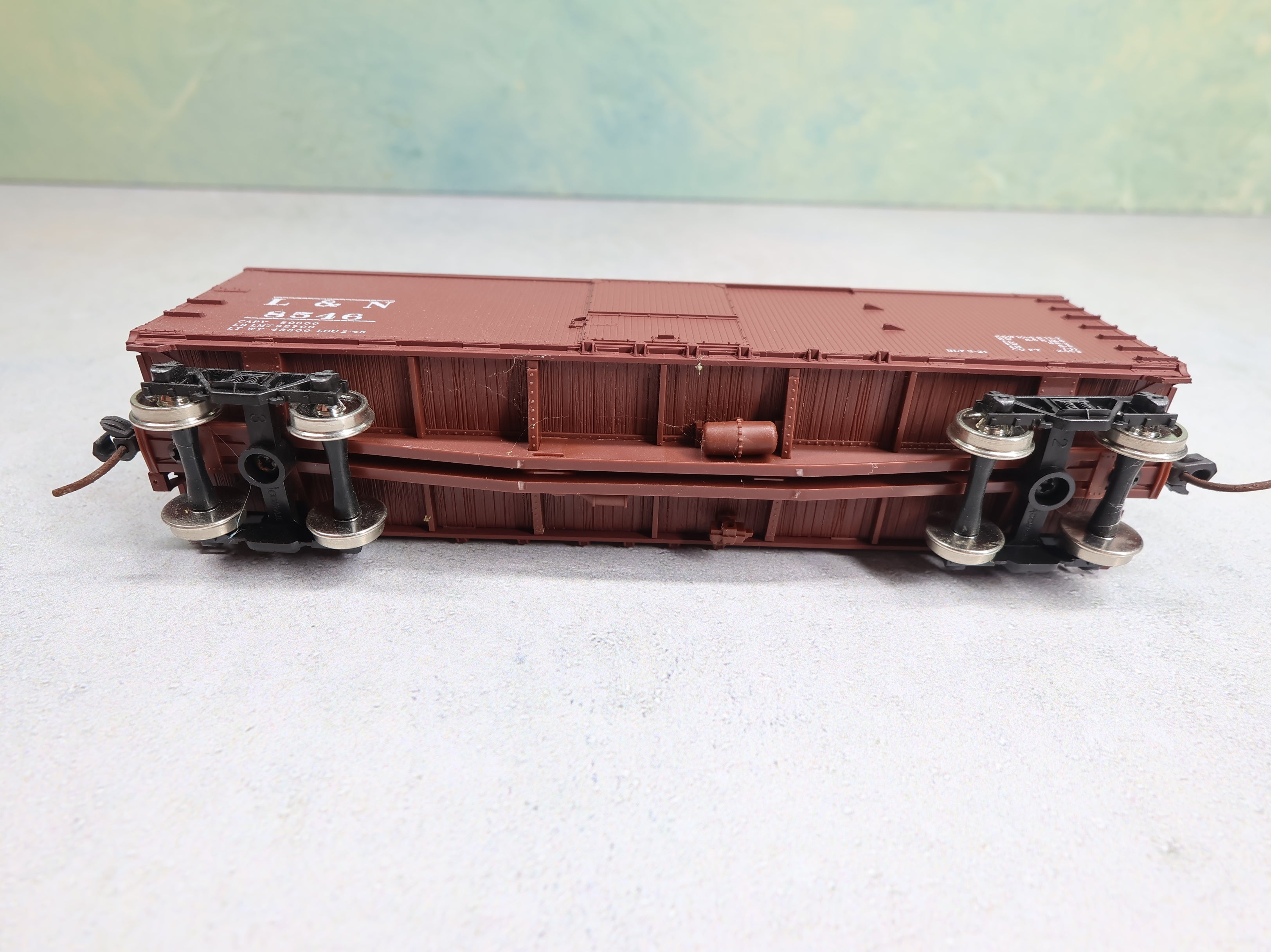 USED Accuready Accurail #94625 HO Scale Wood 40' USRA Box Car Louisville & Nashville L&N #8546