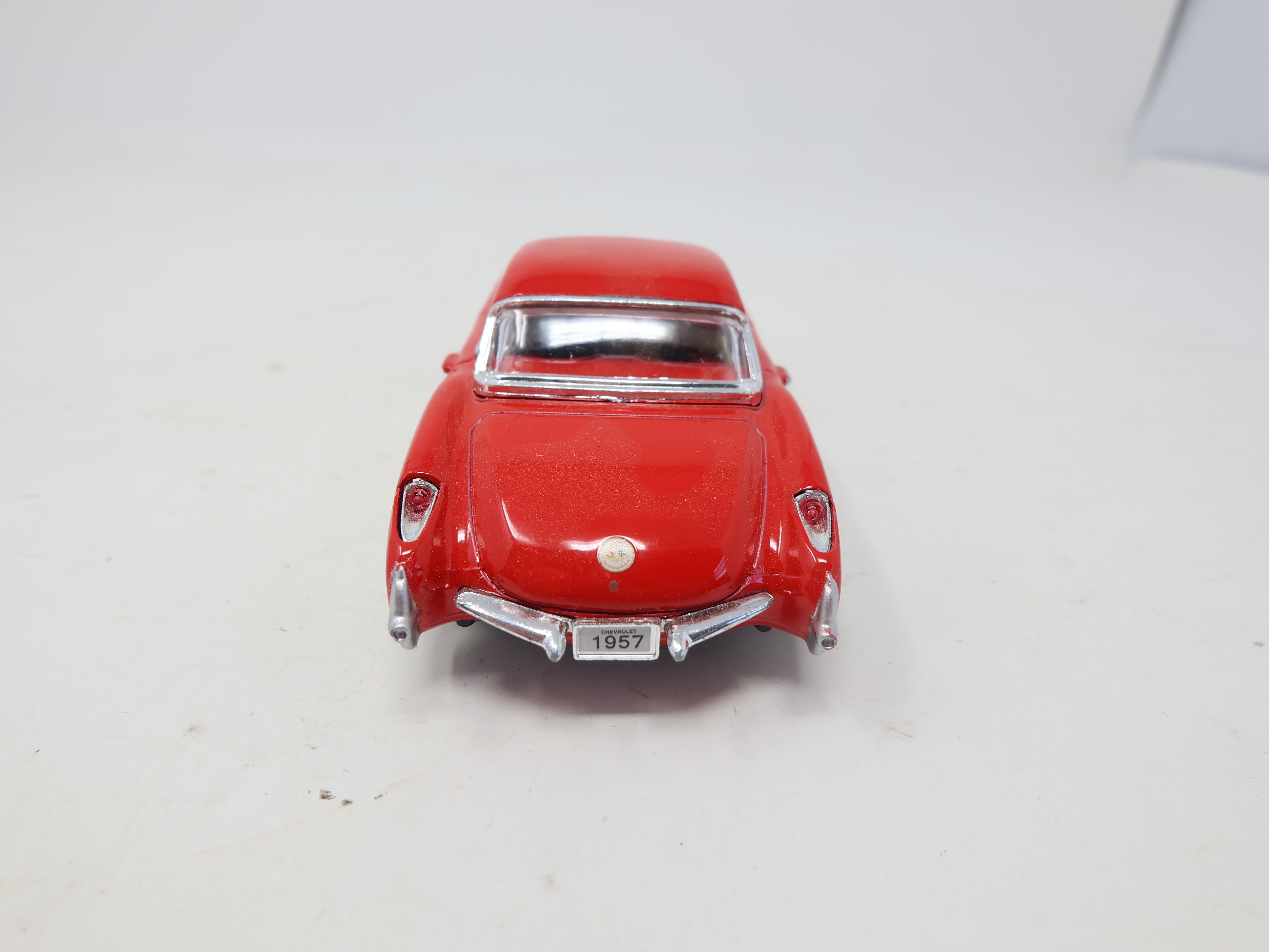 USED Kinsmart , Red 1957 Chevrolete Corvette 1/34 Scale