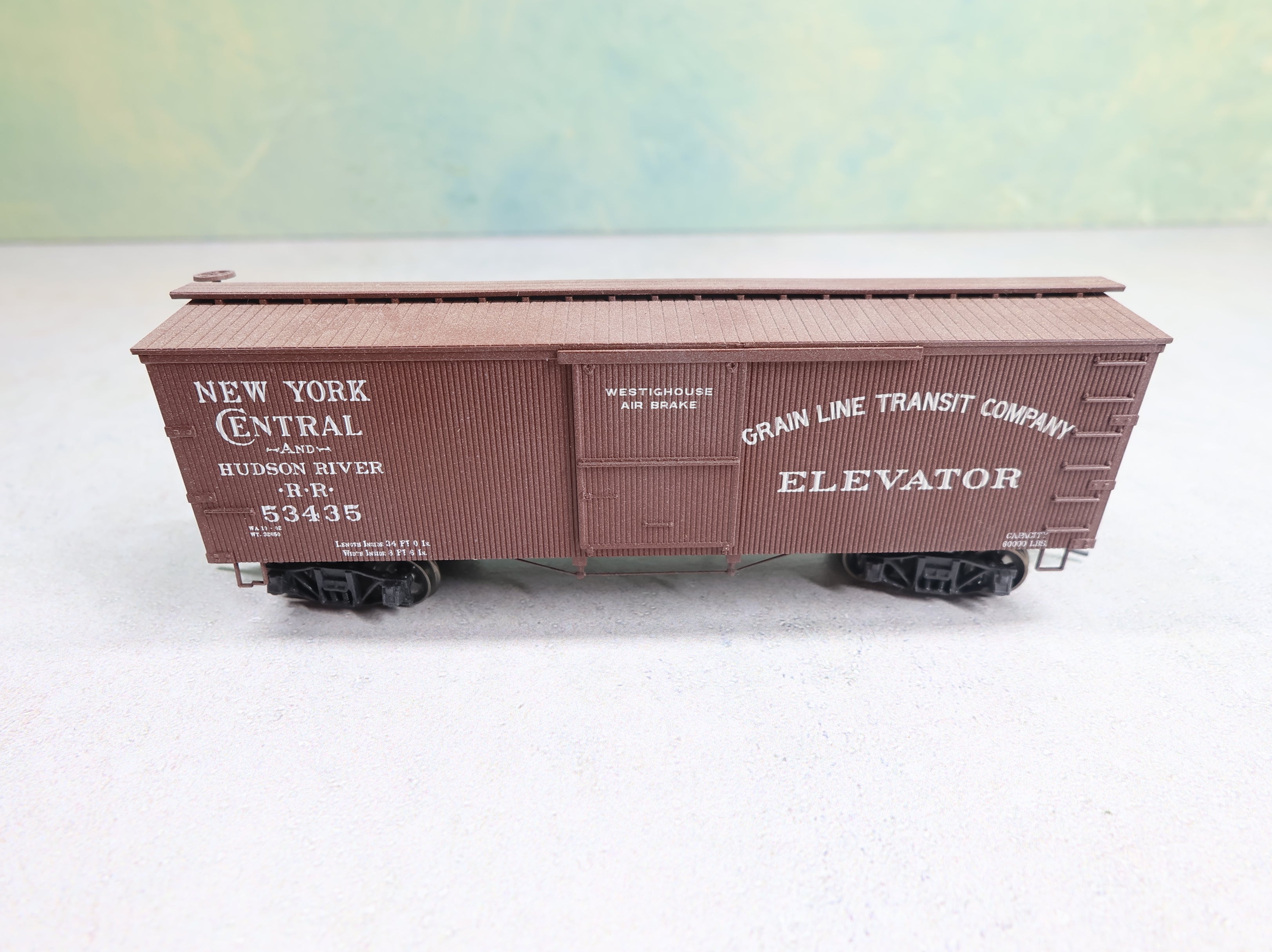 USED Athearn Roundhouse 84262 HO Scale 36' Wooden Box Car New York Central & Hudson River #53435 Grain Line