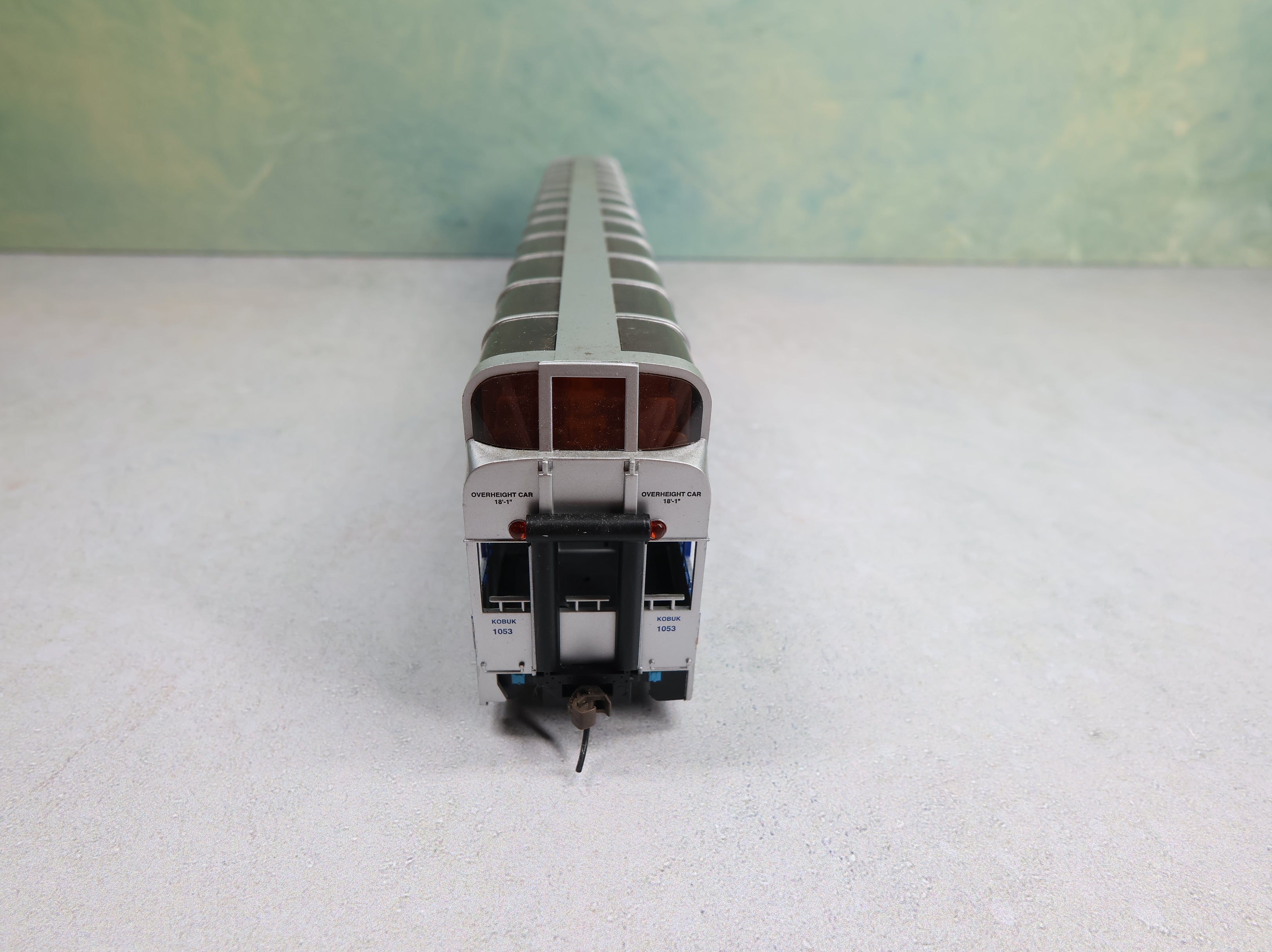 USED Bachmann HO Scale Full Dome Passenger Car Holland America HALX #1053 McKinley Explorer