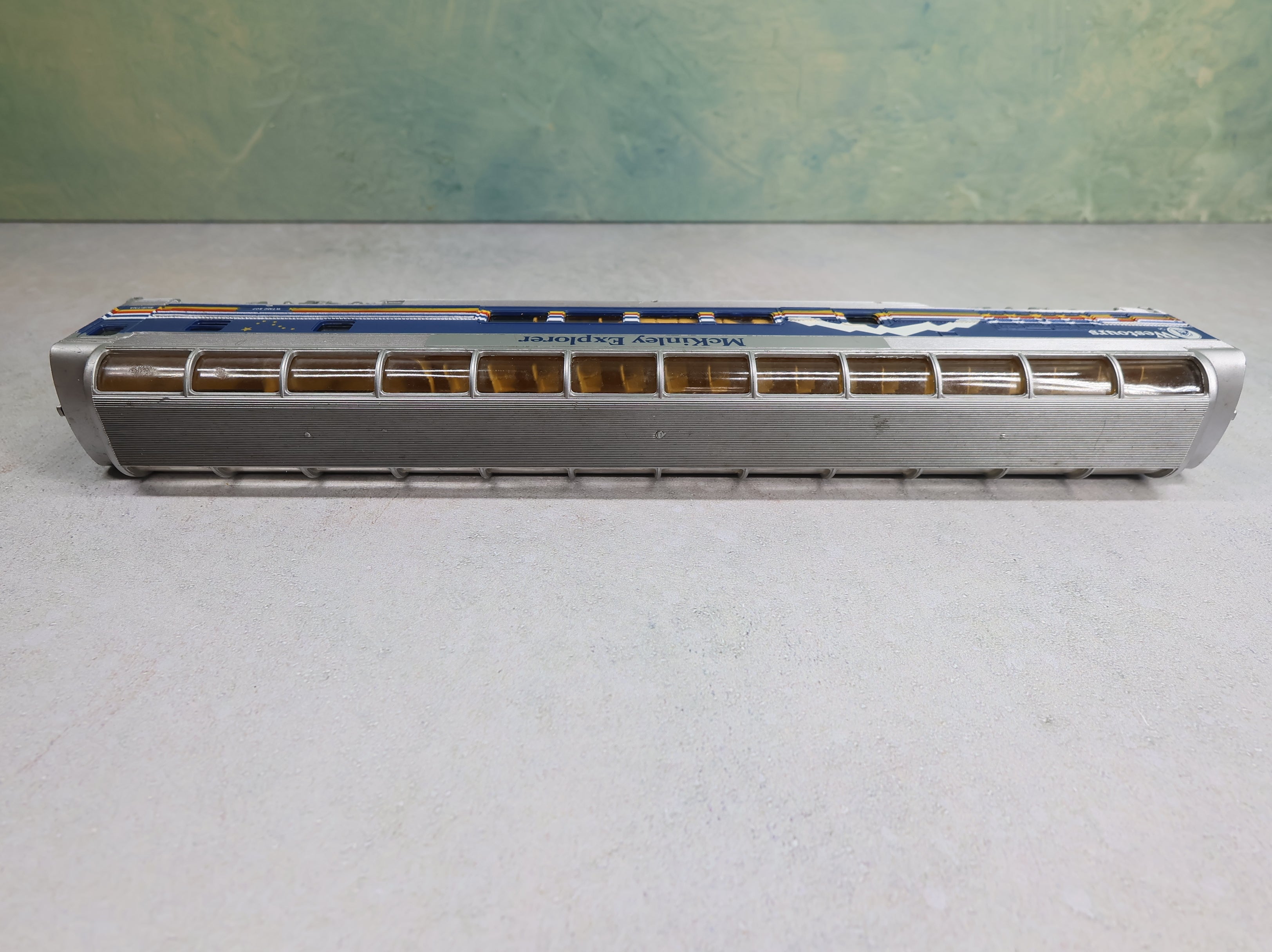 USED Bachmann HO Scale Full Dome Passenger Car Westours WTMC #507 McKinley Explorer