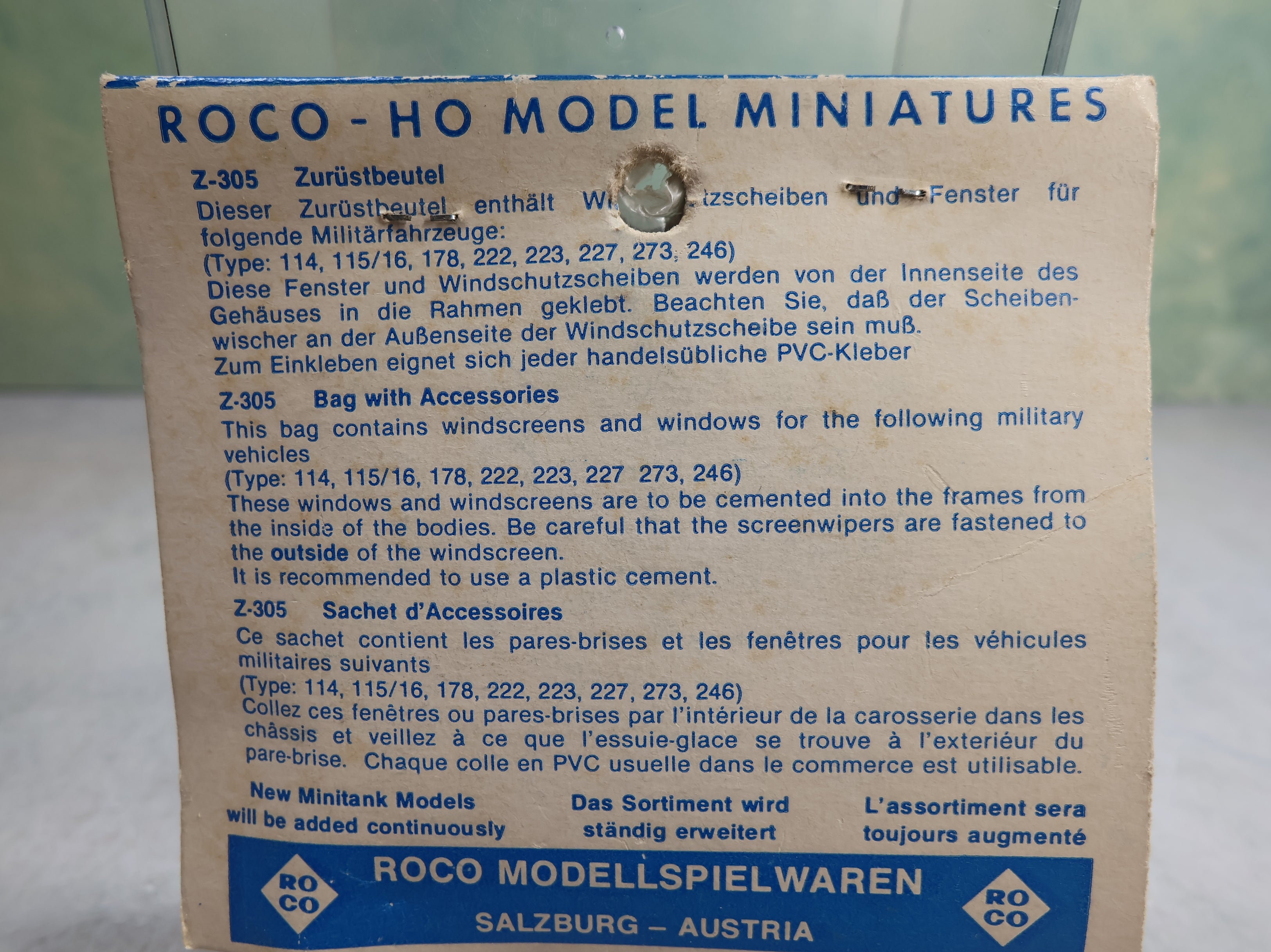 Roco Z305 HO Scale MiniTanks Windscreens, Windows & Accessories for Military Vehicles Details