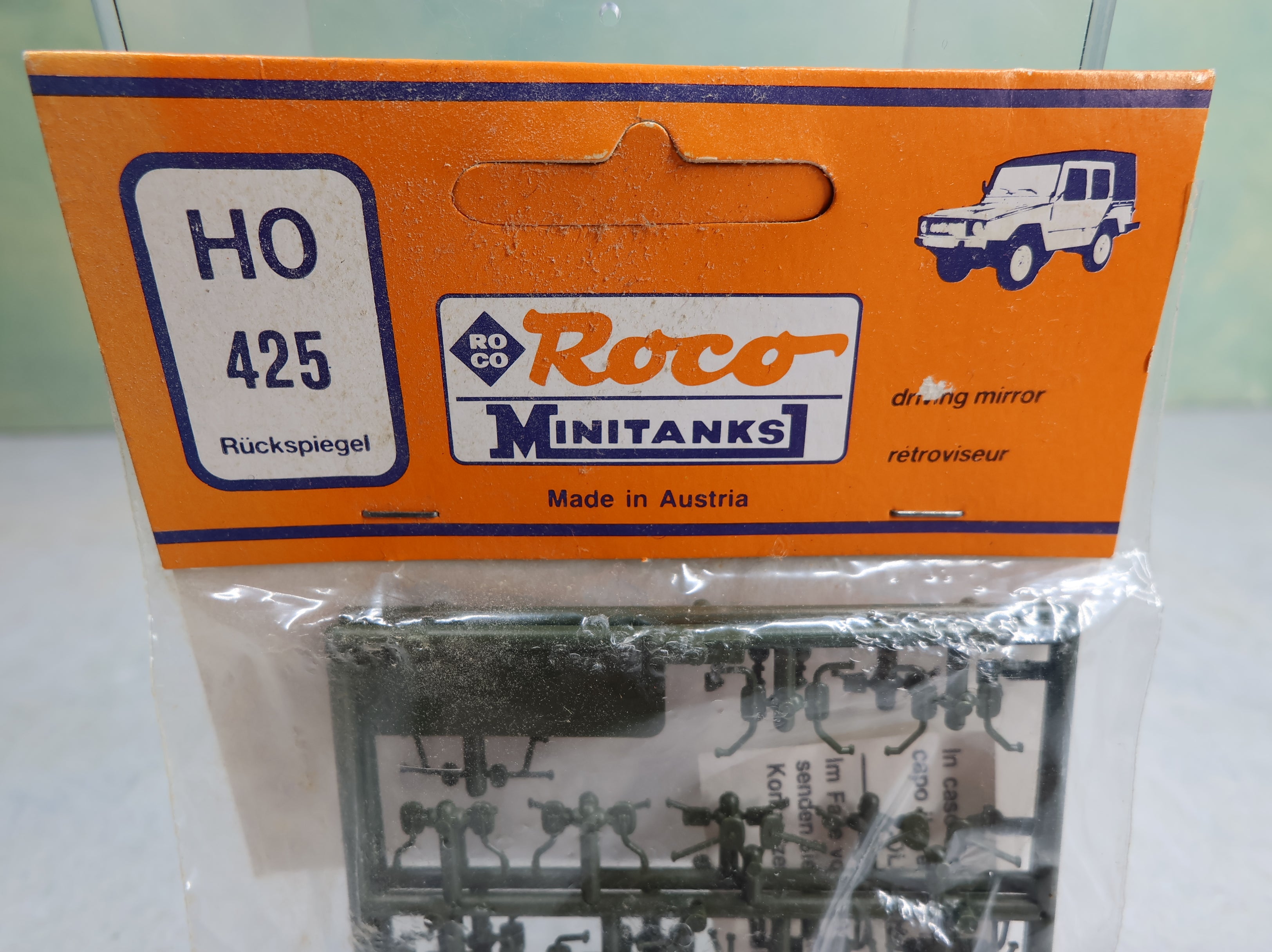 Roco 425 HO Scale MiniTanks Rear View Mirror for Military Vehicles Details