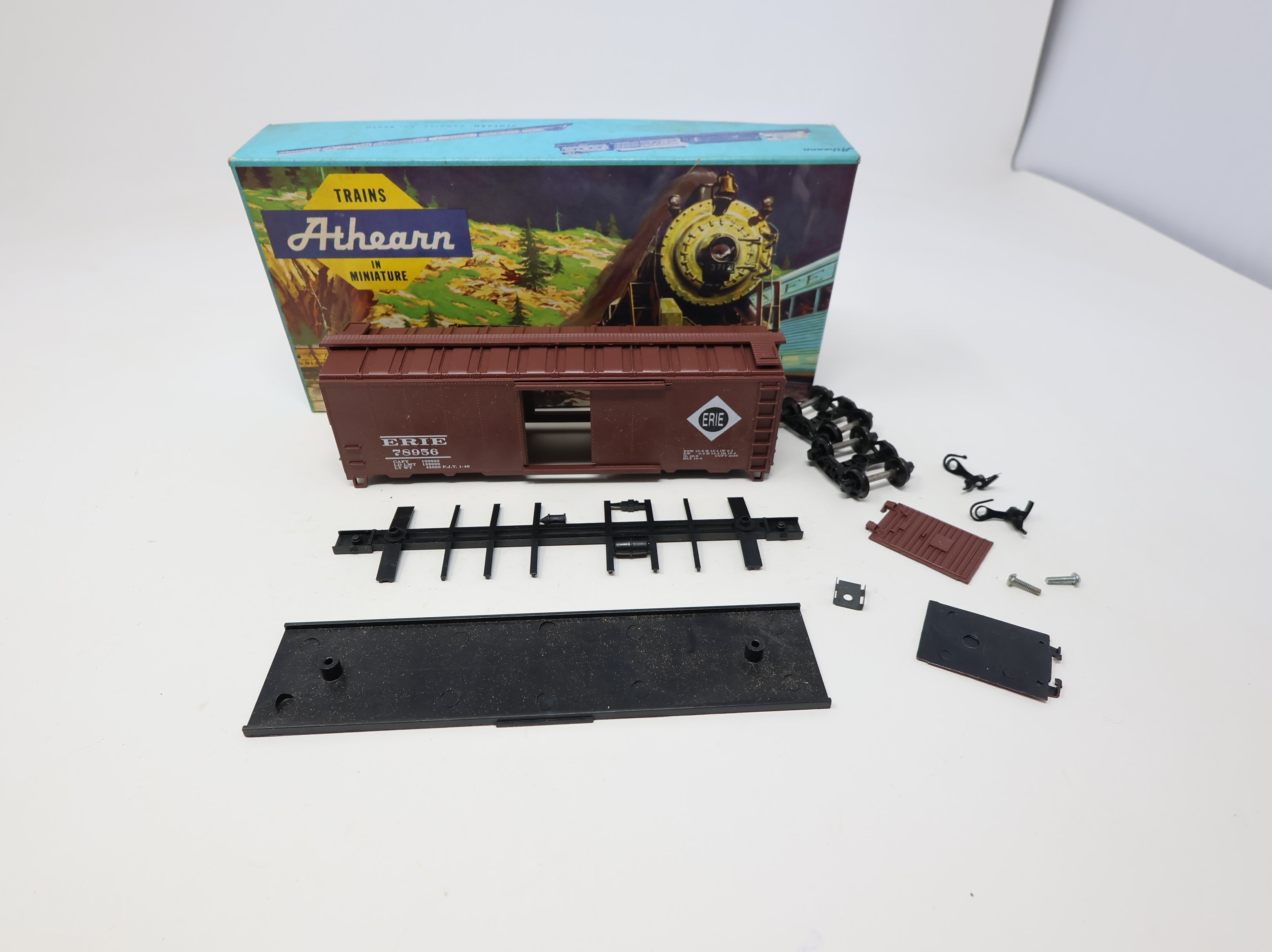 USED Athearn HO Scale 40' Steel Box Car Erie #78956 KIT