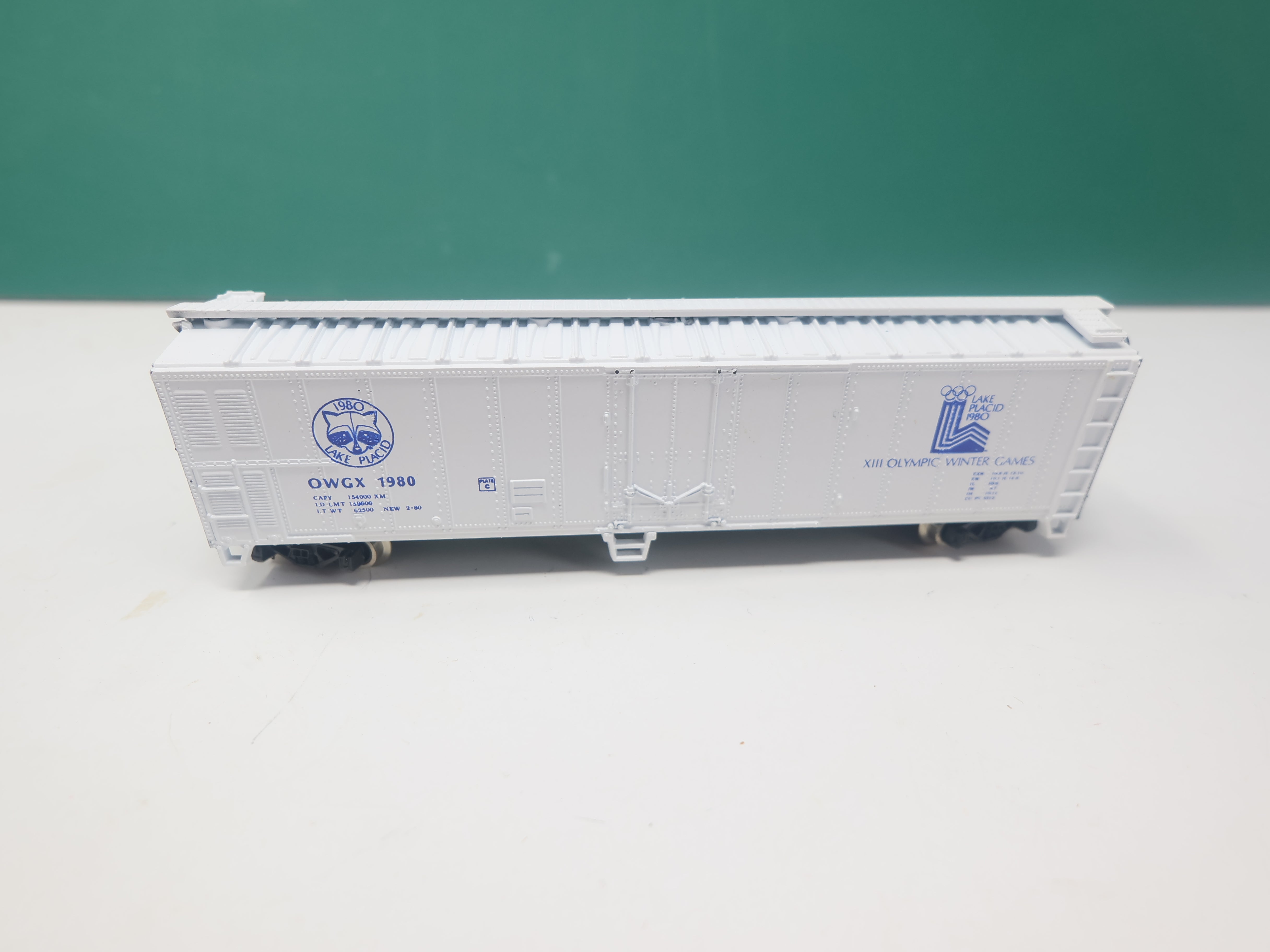 USED Atlas N Scale, 50' Mechanical Reefer, Lake Placid OWGX #1980, XIII Olympic Winter Games