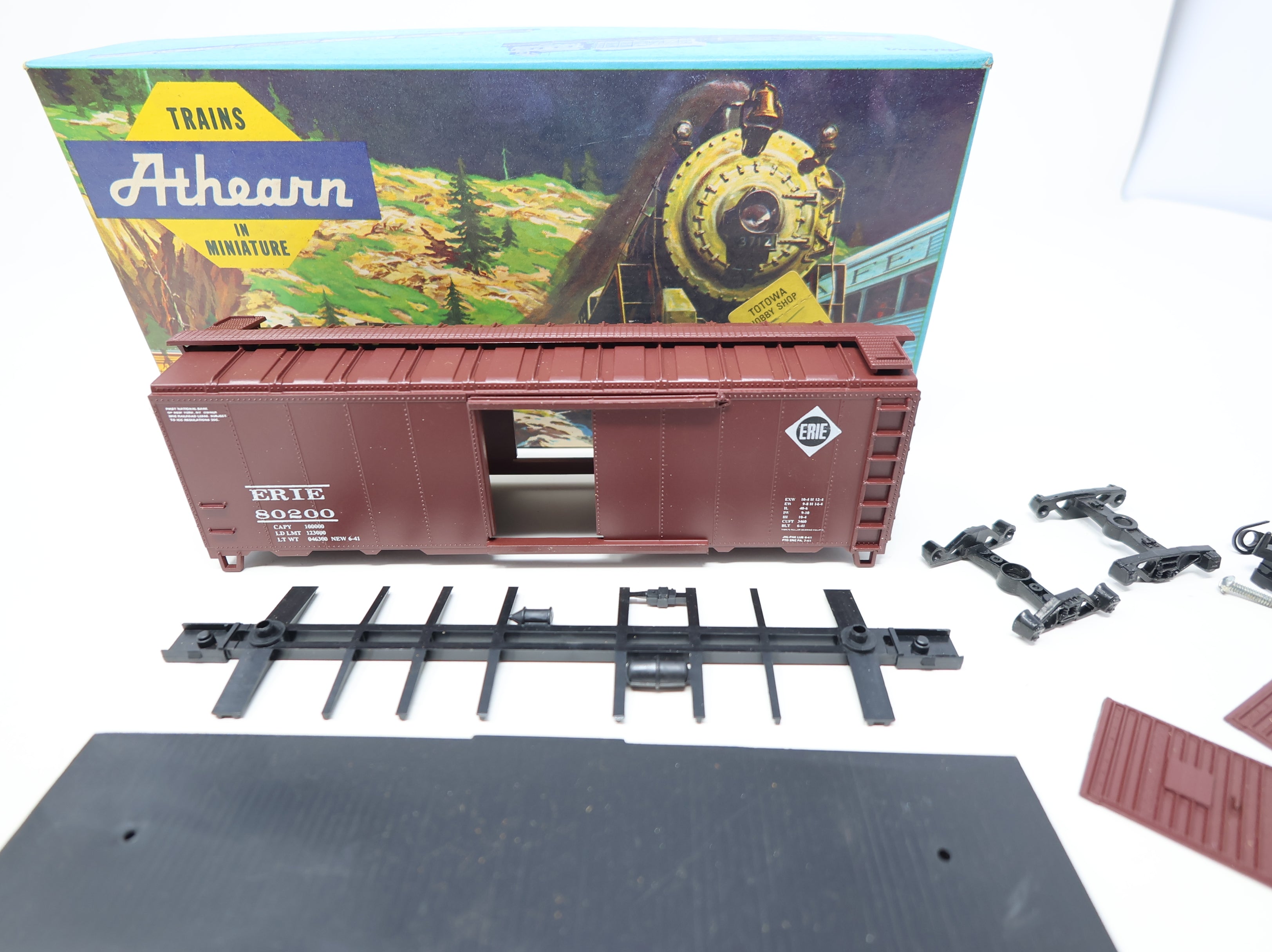 USED Athearn HO Scale 40' Steel Box Car Erie #80200 Bev-Bel KIT