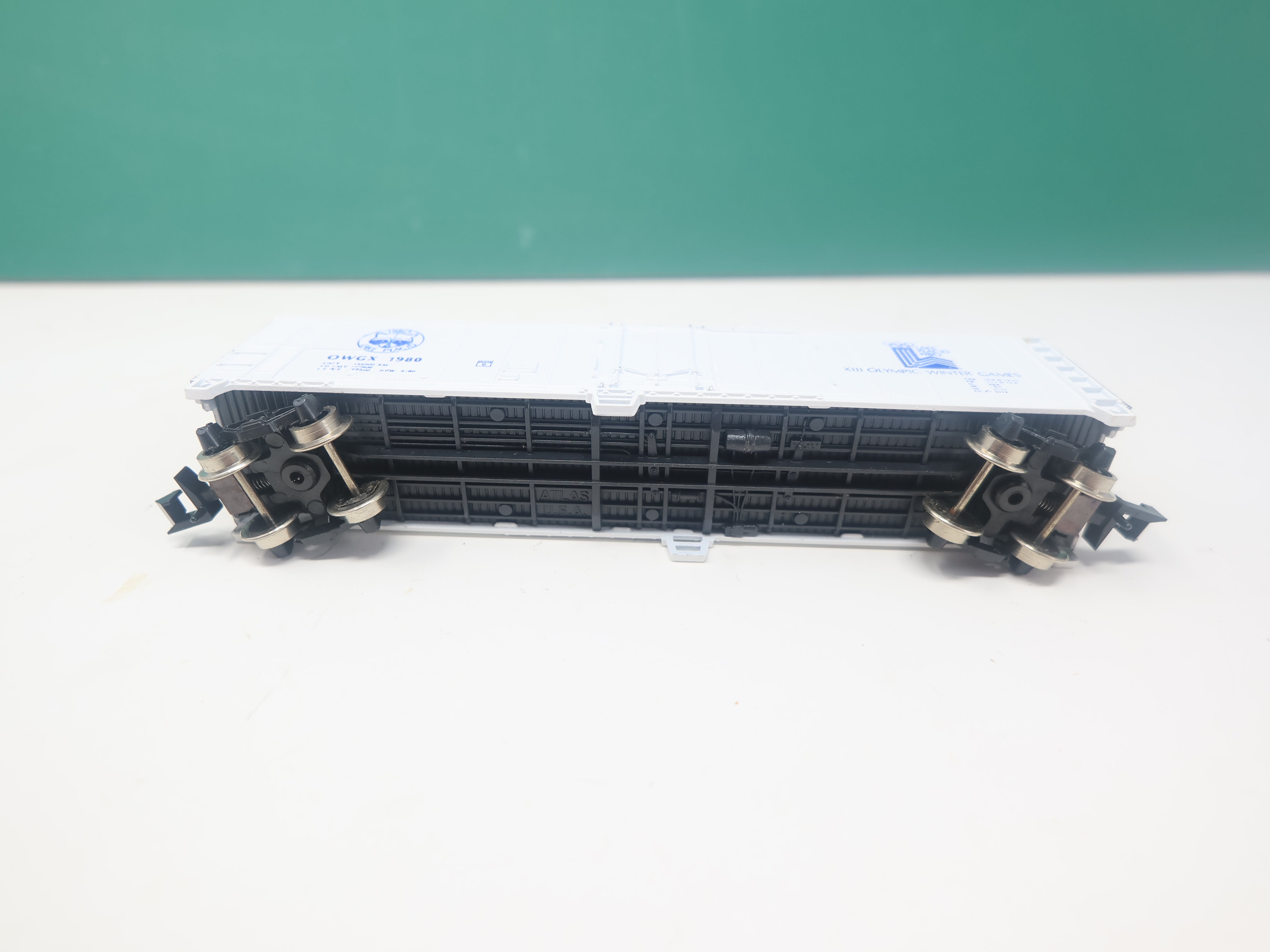 USED Atlas N Scale, 50' Mechanical Reefer, Lake Placid OWGX #1980, XIII Olympic Winter Games