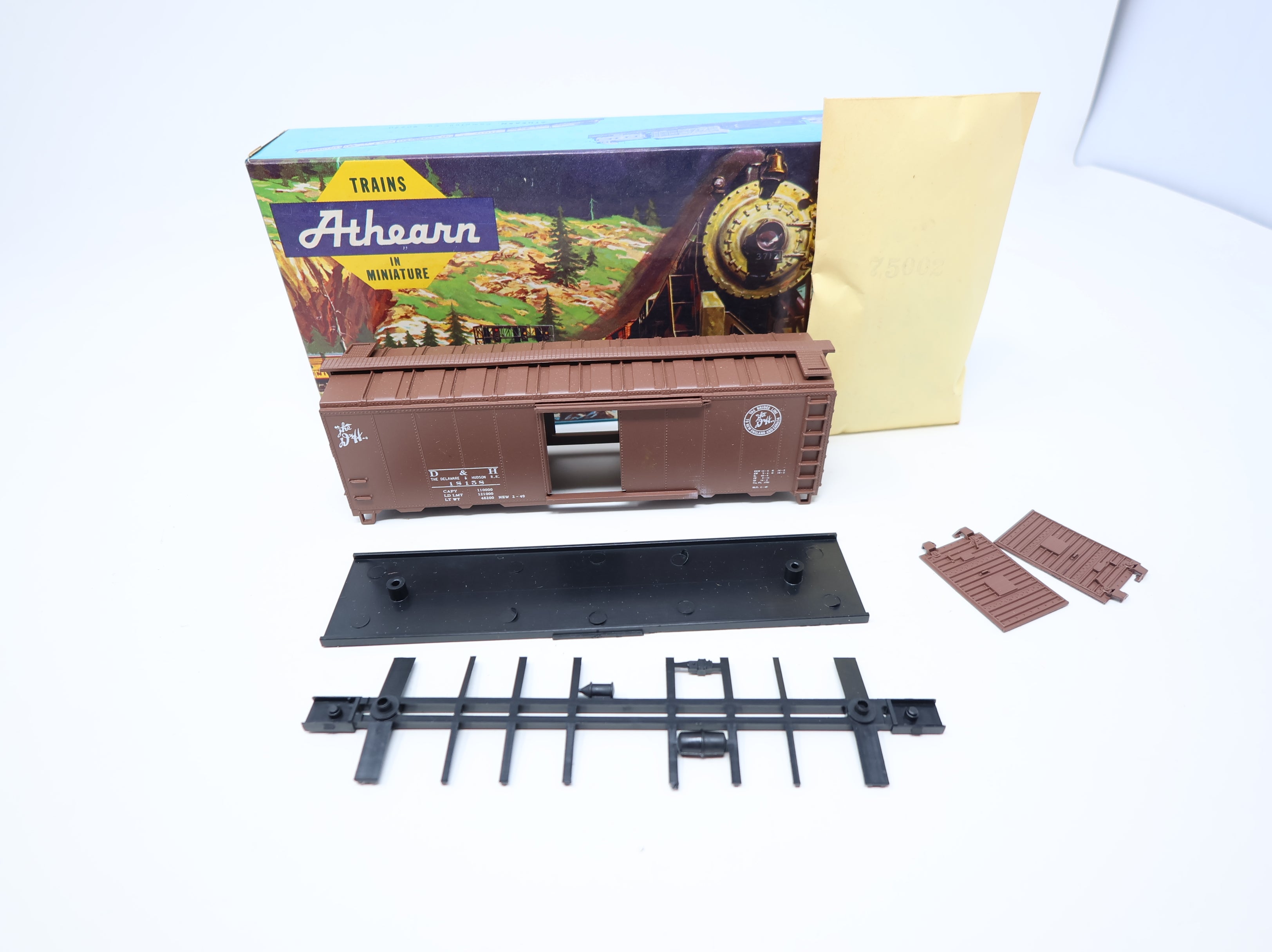 USED Athearn #1120-1 HO Scale 40' Steel Box Car Delaware and Hudson D&H #18158 KIT