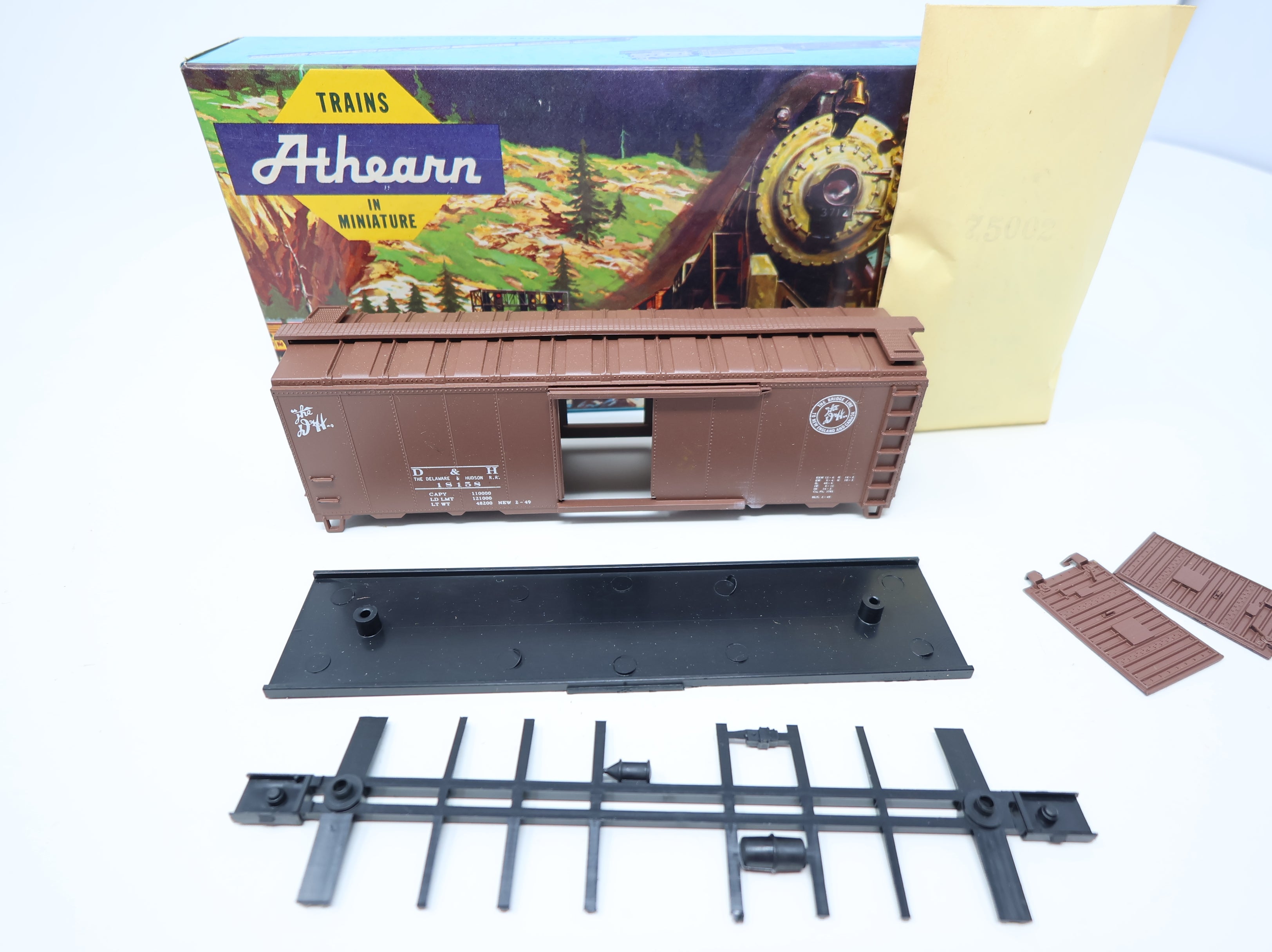 USED Athearn #1120-1 HO Scale 40' Steel Box Car Delaware and Hudson D&H #18158 KIT