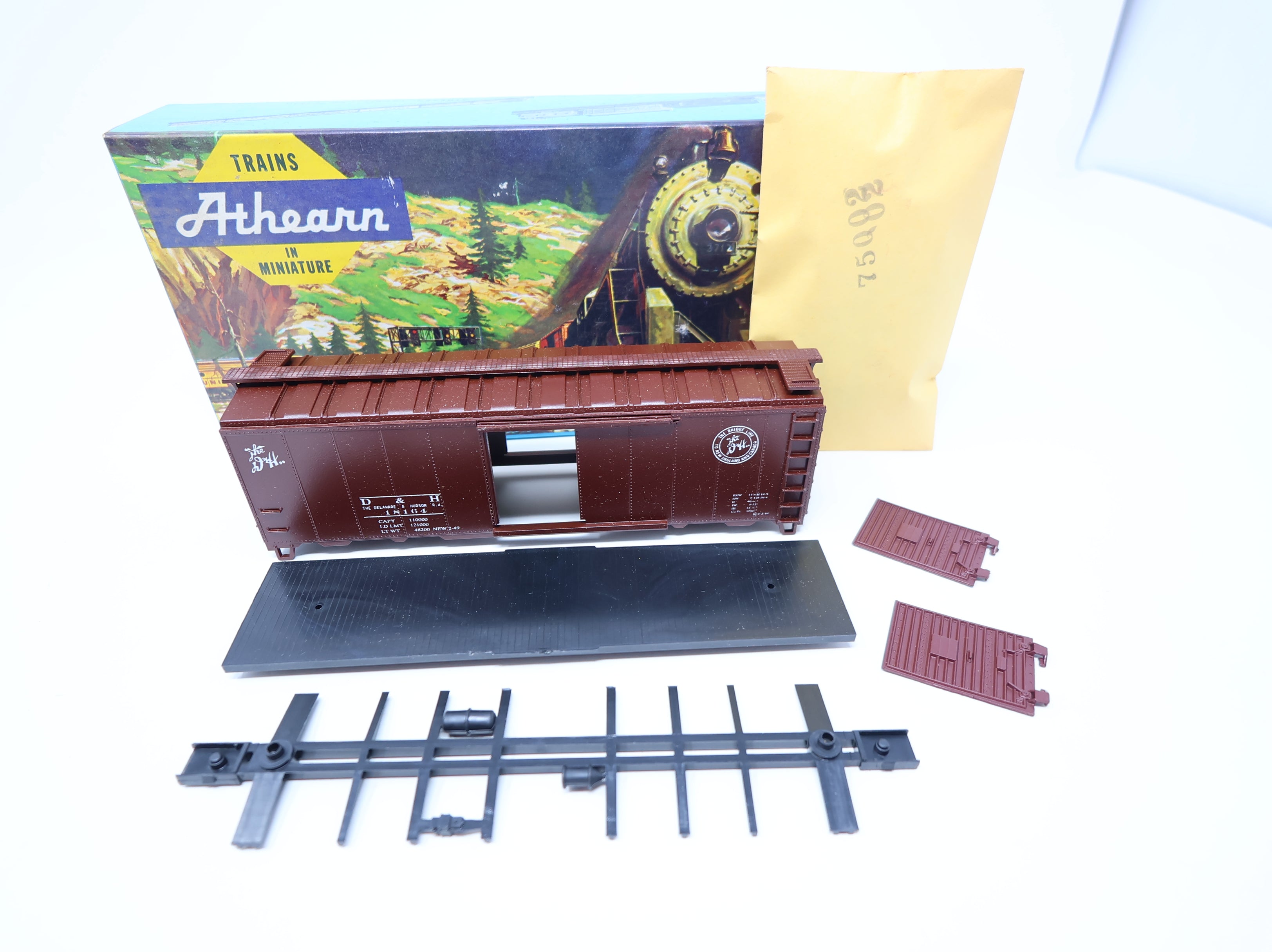 USED Athearn HO Scale 40' Steel Box Car Delaware and Hudson D&H #18164 Bev-Bel KIT