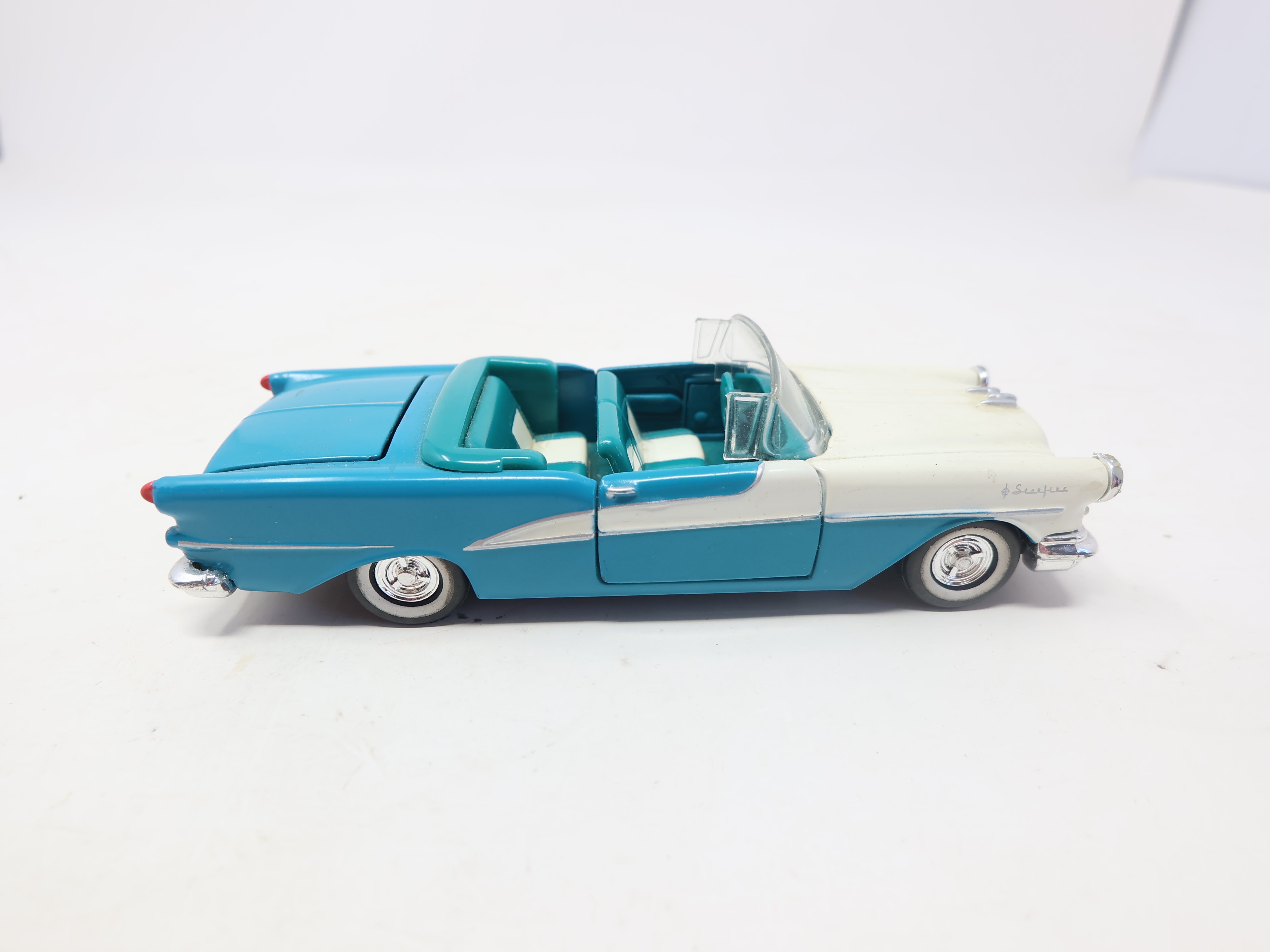 USED , 1955 Oldsmobile Starfire, Road Champs