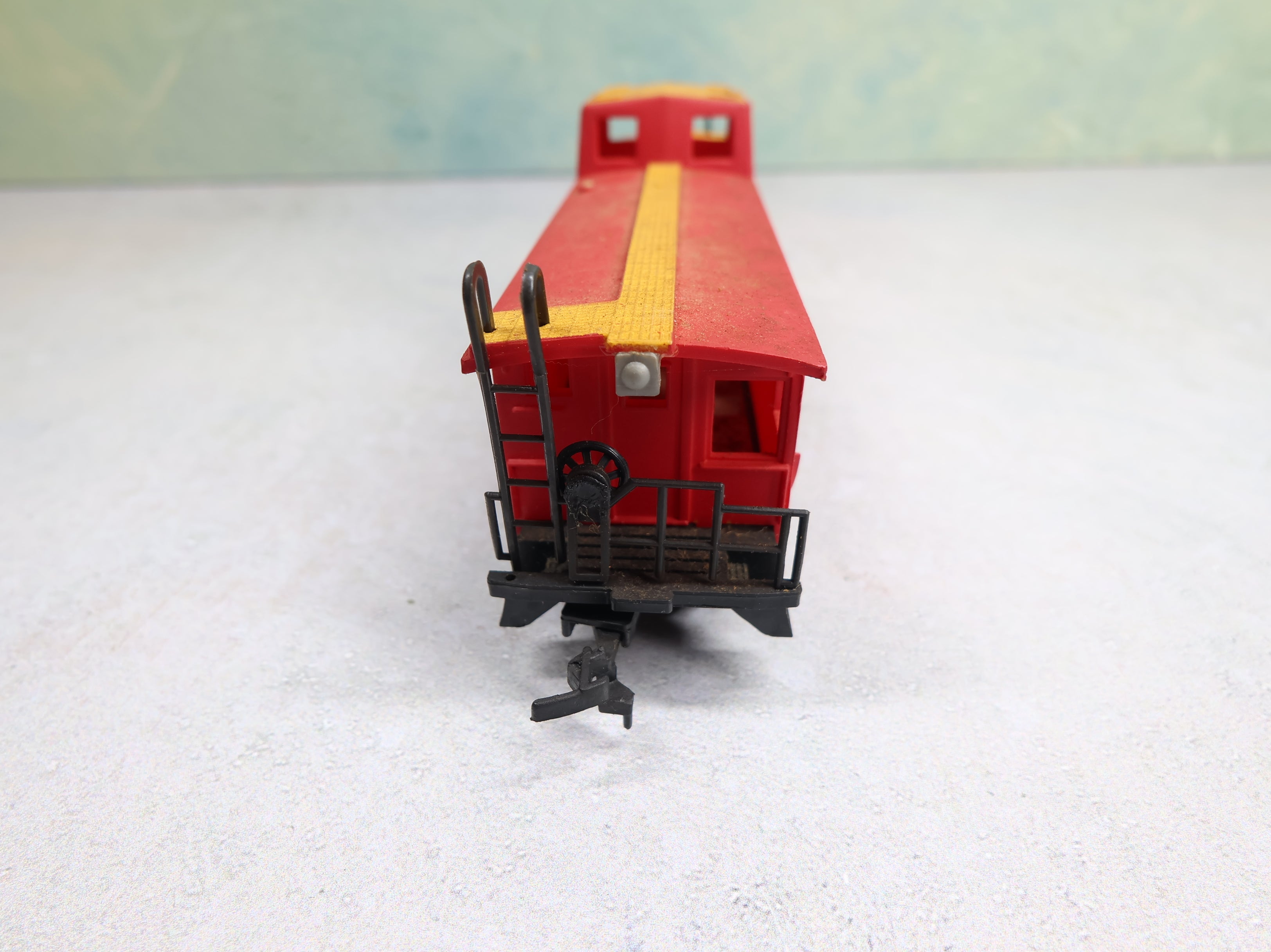 USED Bachmann HO Scale Caboose Santa Fe ATSF #3851