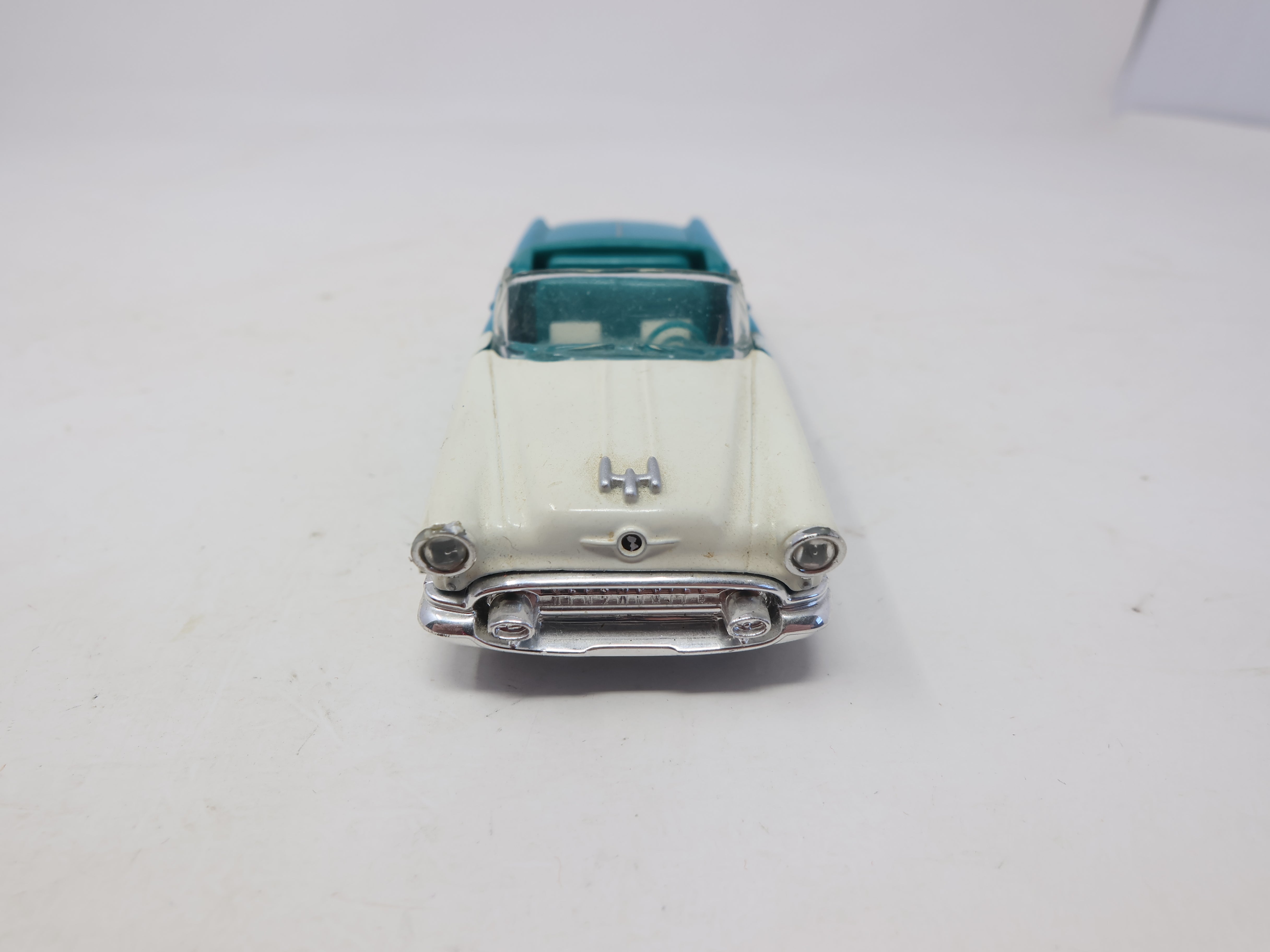 USED , 1955 Oldsmobile Starfire, Road Champs