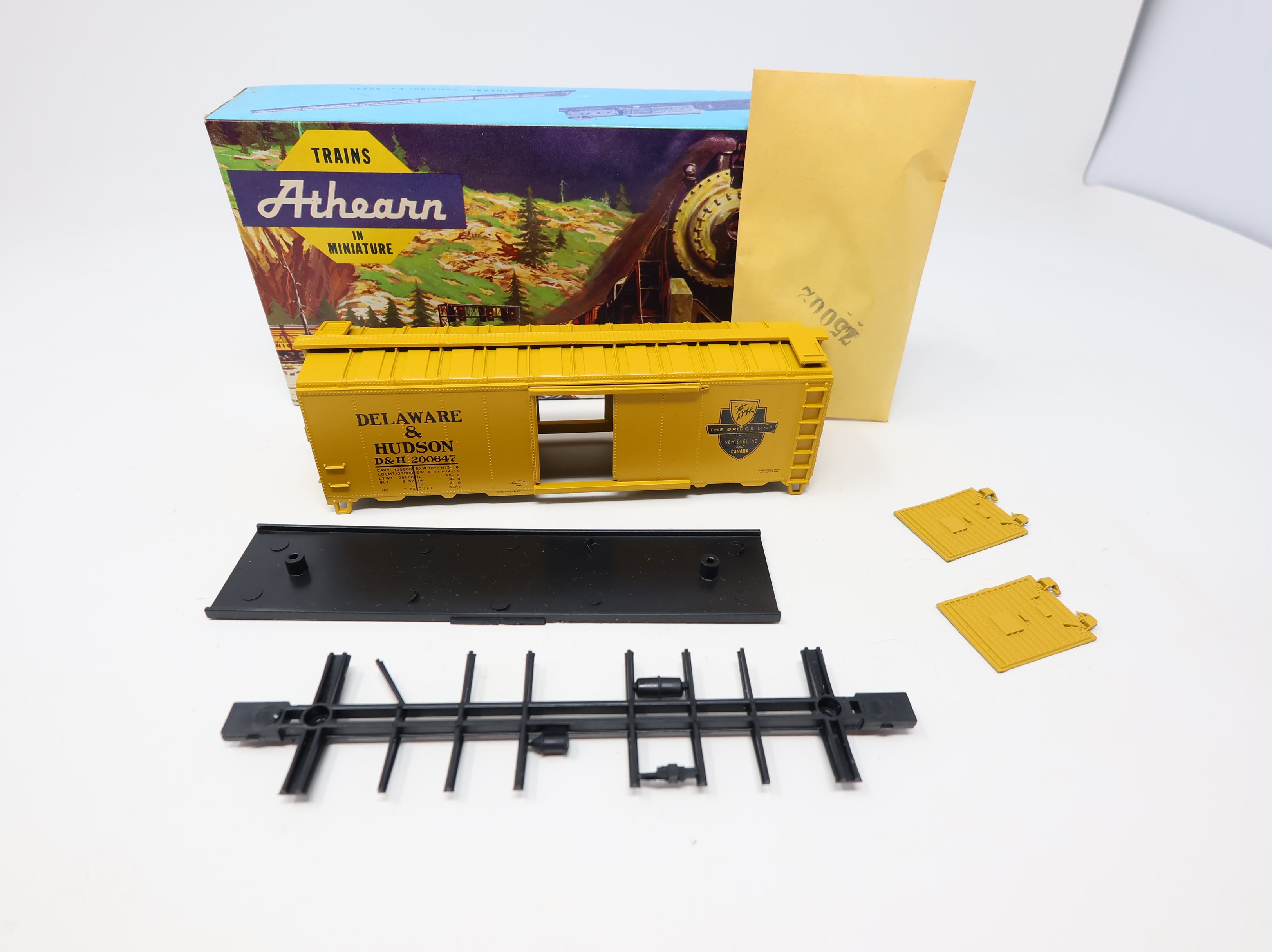 USED Athearn 1463 HO Scale 40' Steel Box Car Delaware and Hudson D&H #200647 Bev-Bel KIT