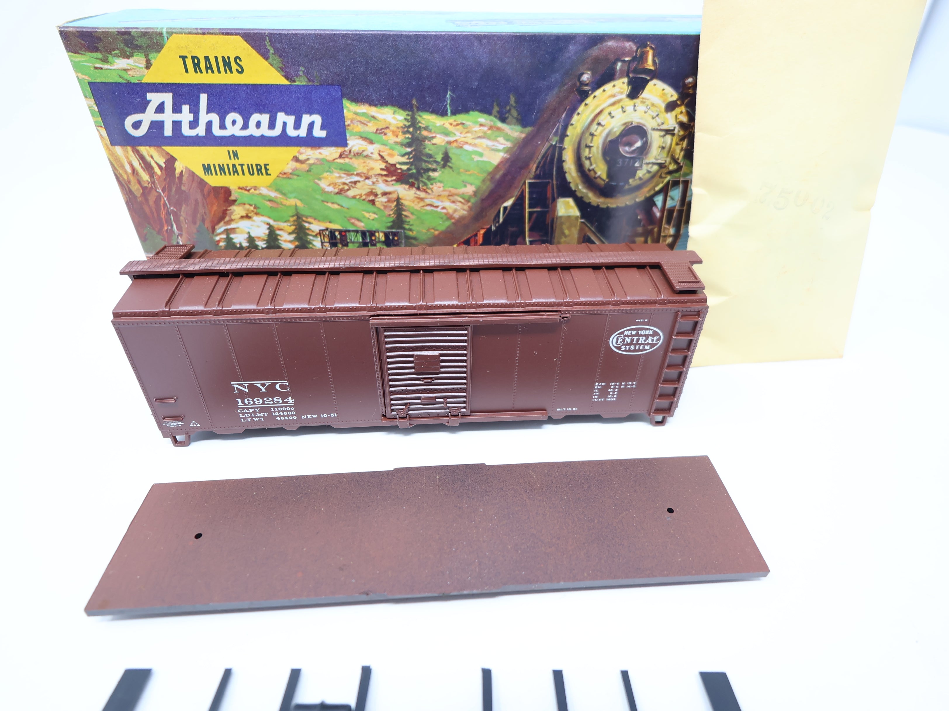 USED Athearn HO Scale 40' Steel Box Car New York Central NYC #169284 Cooper & Oshtemo Custom KIT