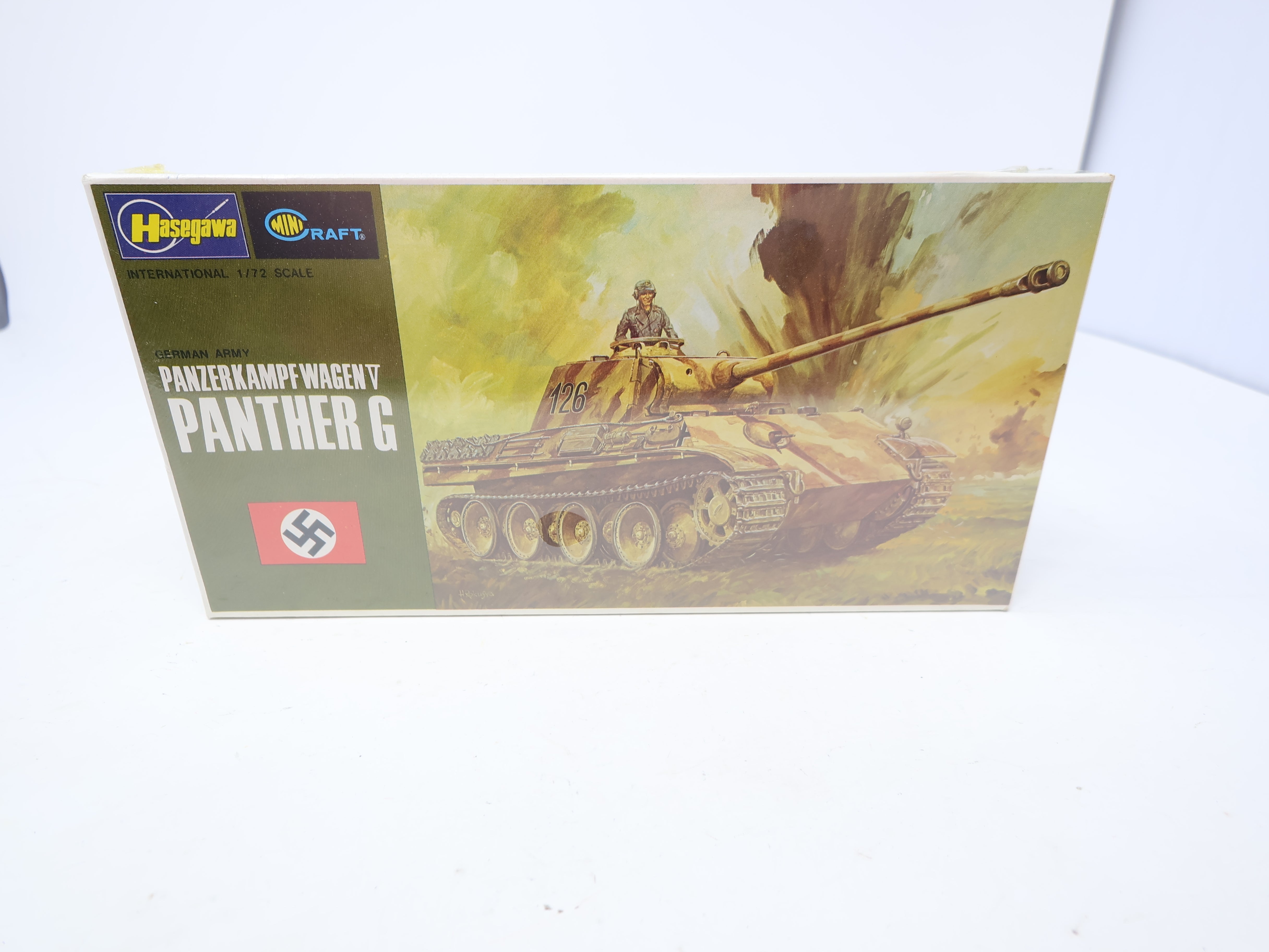 Hasegawa 709 , Panzerkampfwagen V Panther G Sealed Kit 1/72 Scale (KIT)