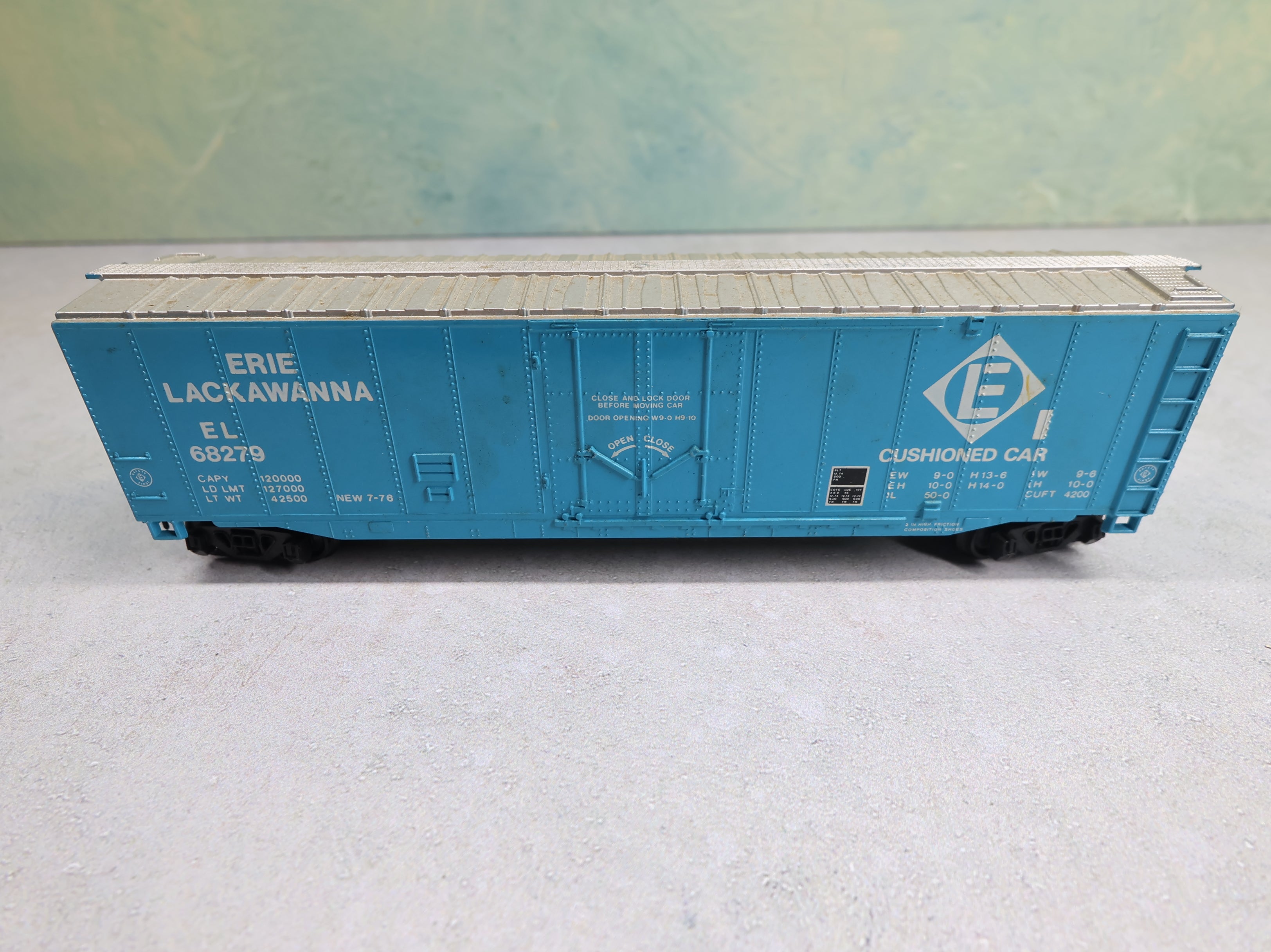 USED Bachmann HO Scale 50' Box Car Erie Lackawanna EL #68279