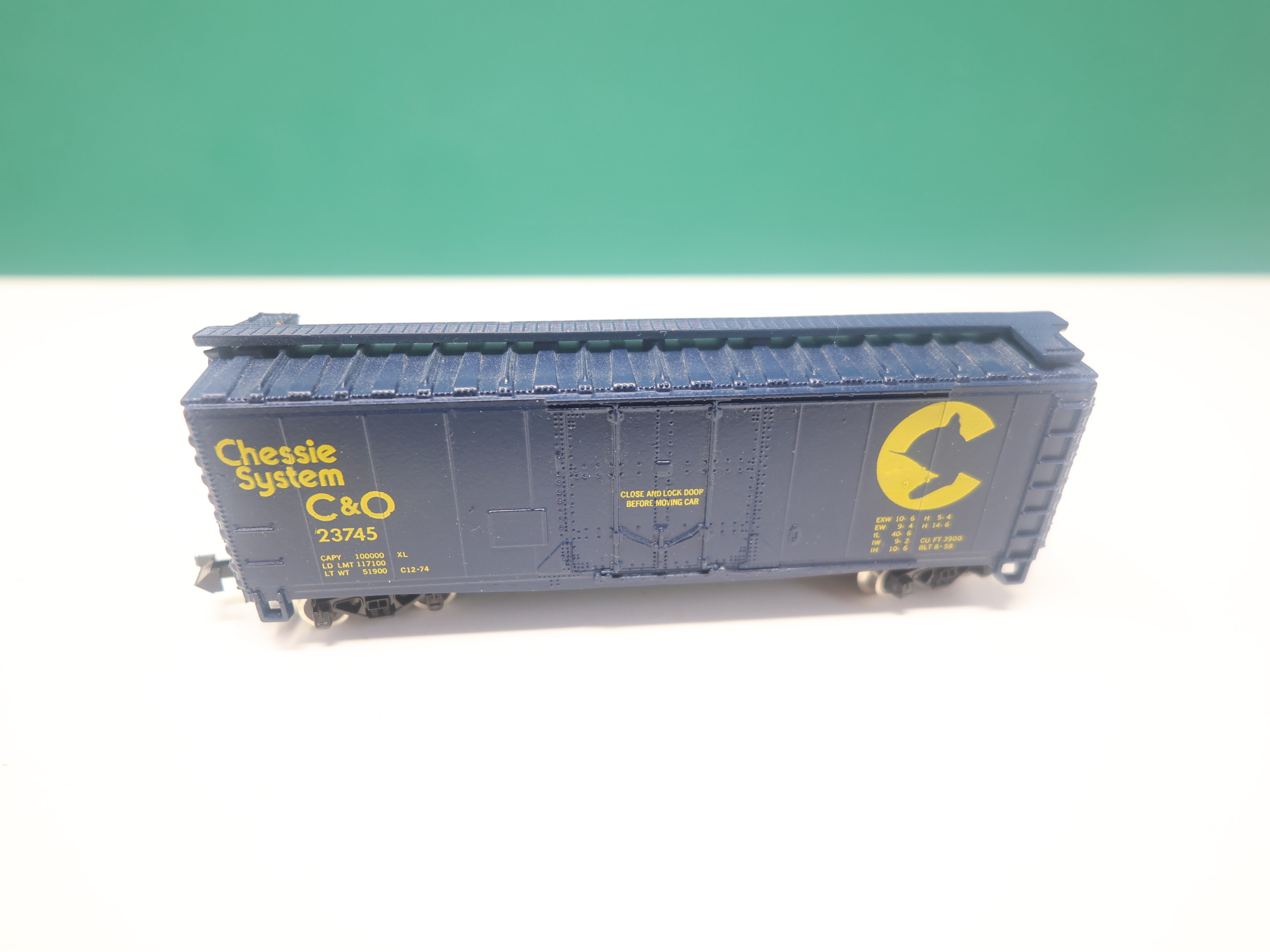 USED Atlas 3303 N Scale, 40' Plug Door Box Car, Chessie System CO #23745