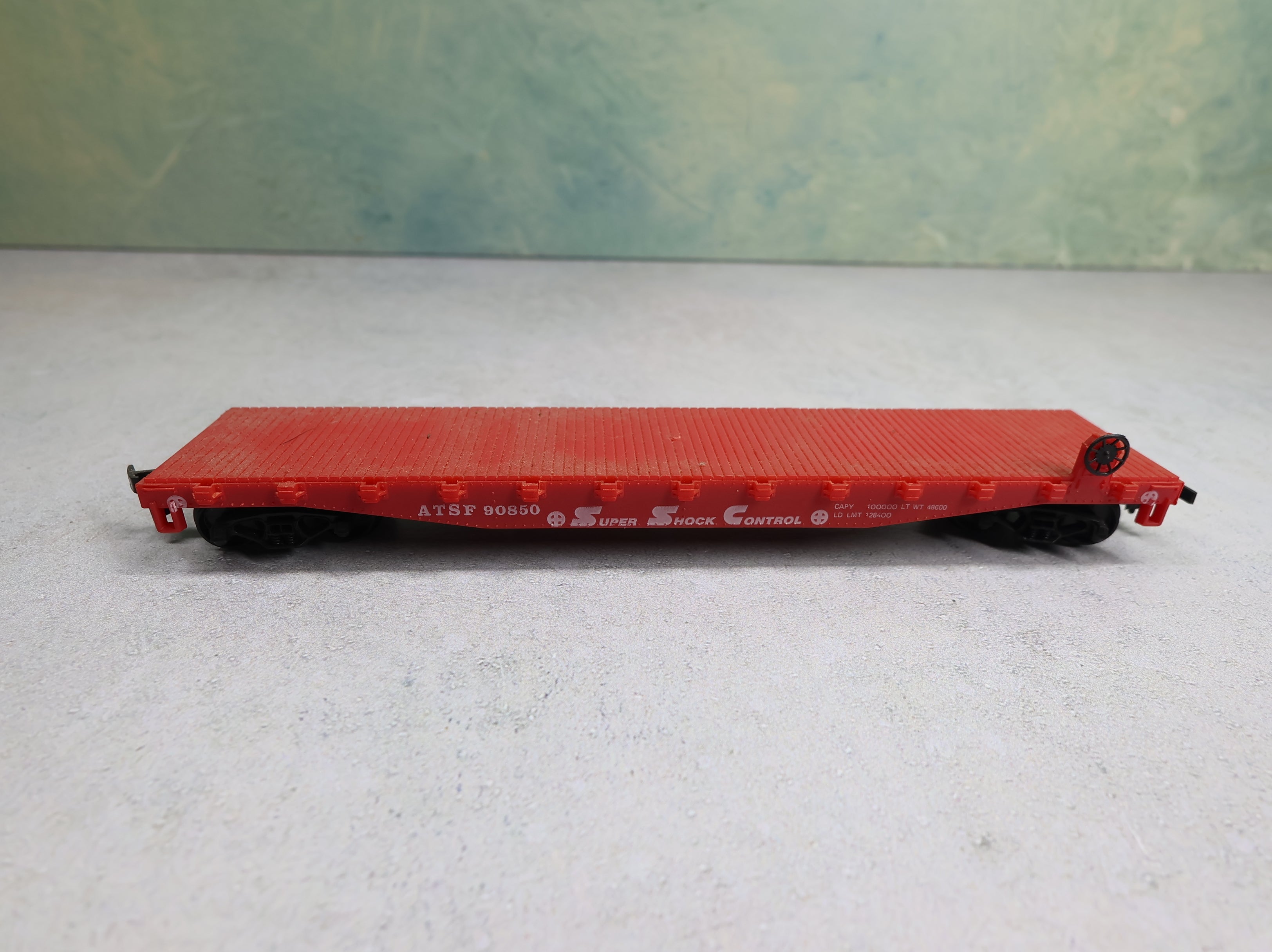 USED AHM HO Scale 50' Flat Car Santa Fe ATSF #90850