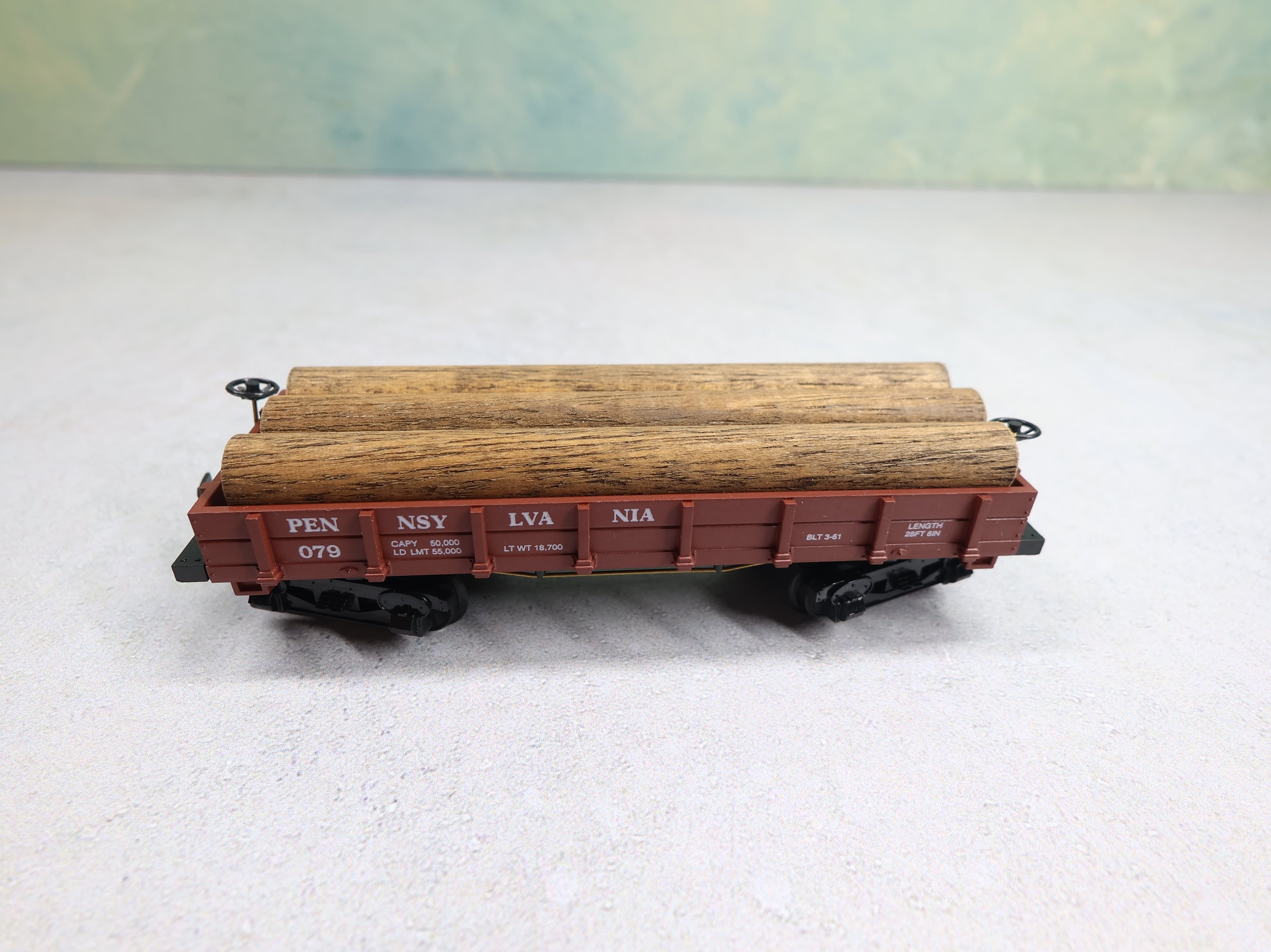 USED Mantua HO Scale 1860 Log Car Pennsylvania #079 w/ Log Load