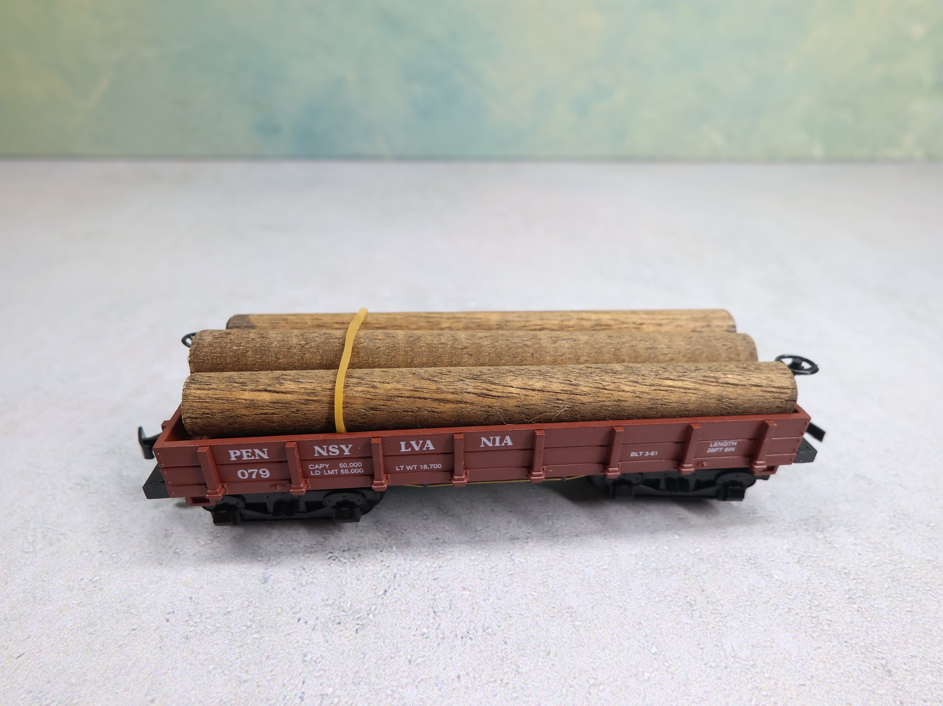 USED Mantua HO Scale 1860 Log Car Pennsylvania #079 w/ Log Load