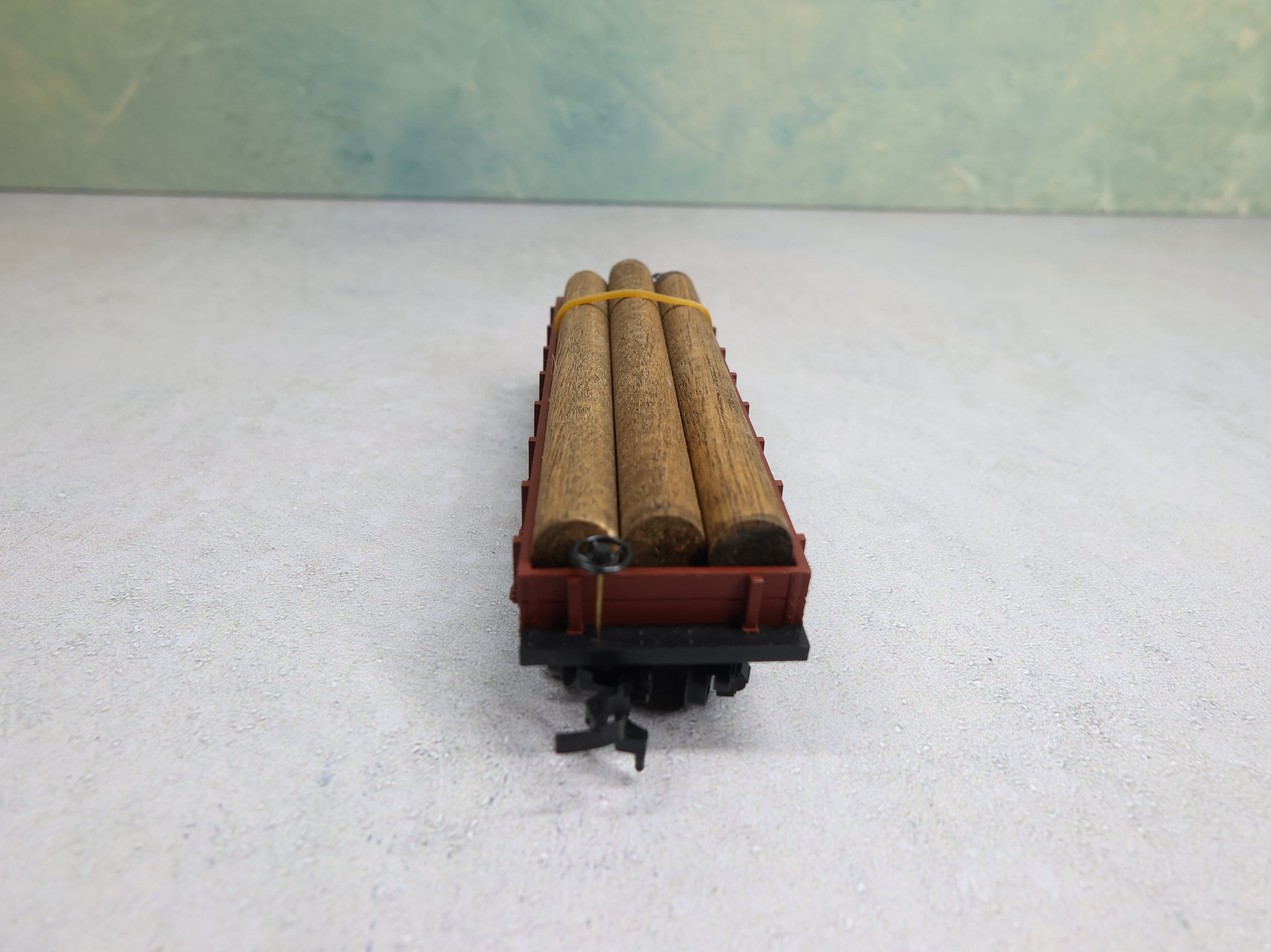 USED Mantua HO Scale 1860 Log Car Pennsylvania #079 w/ Log Load