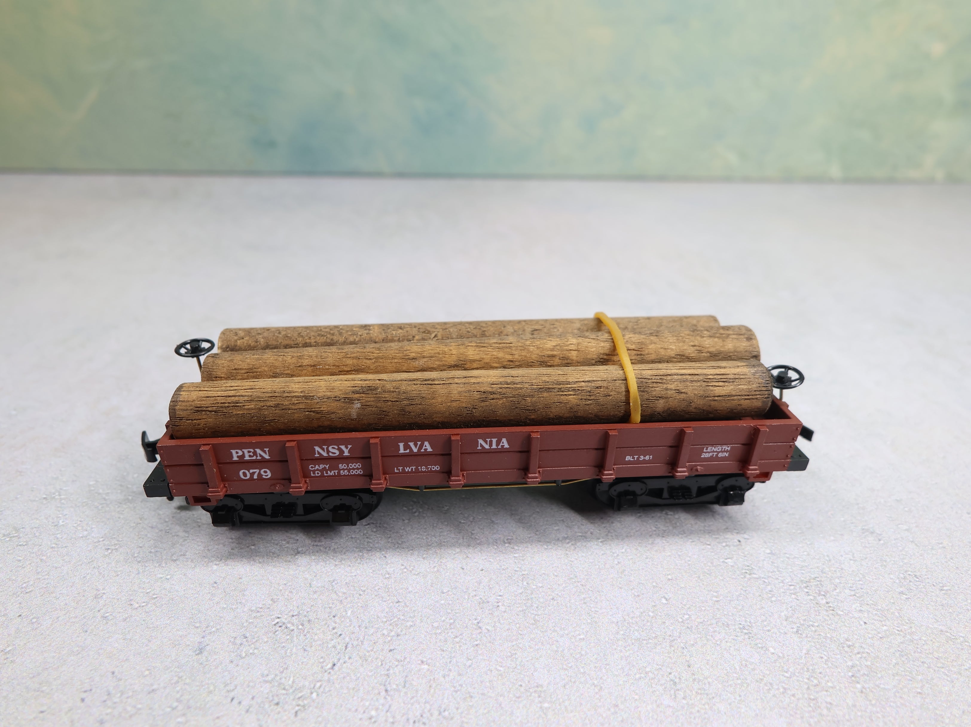 USED Mantua HO Scale 1860 Log Car Pennsylvania #079 w/ Log Load