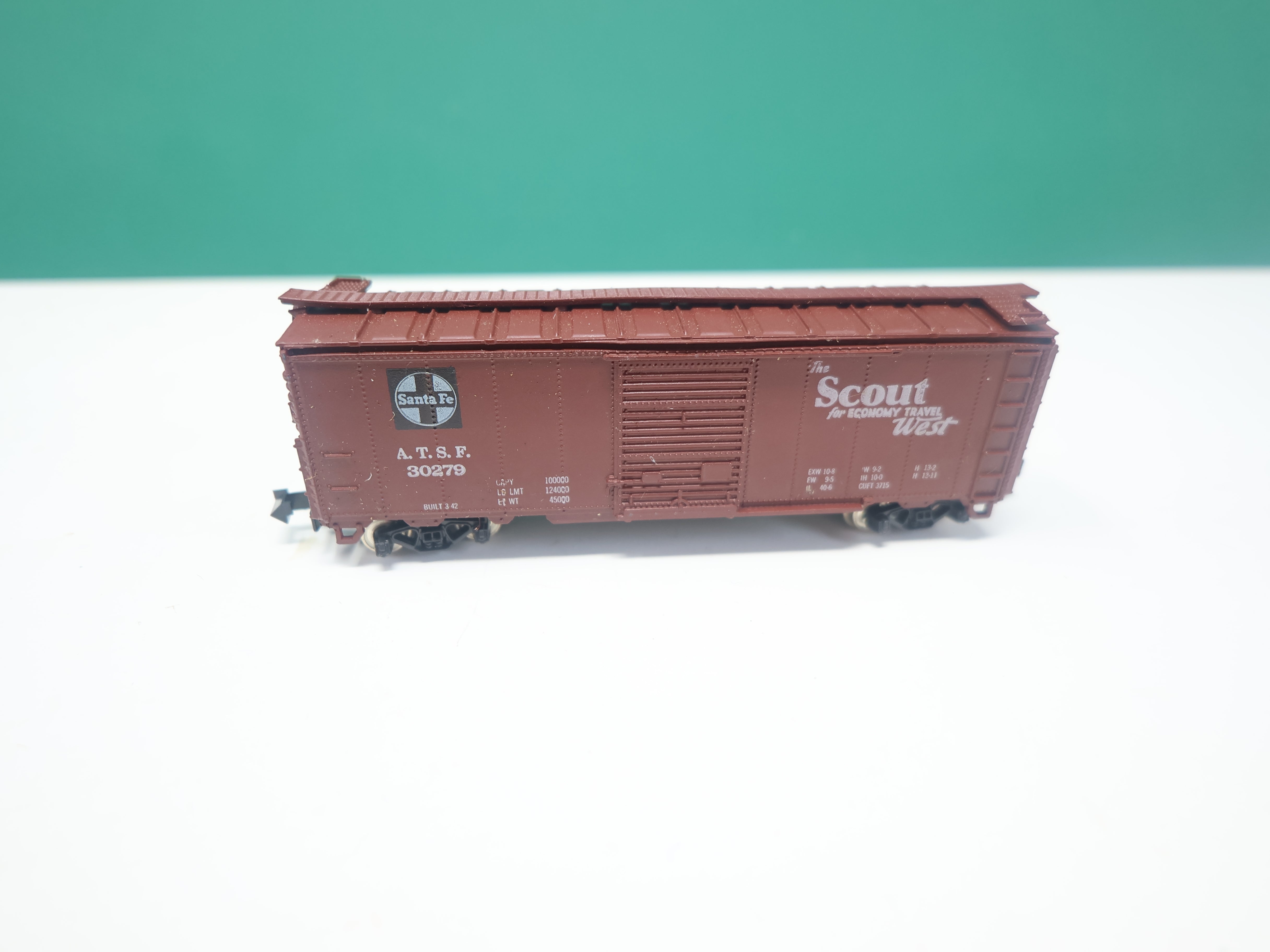 USED Con-Cor N Scale, 40' Steel Box Car, Santa Fe ATSF #30279