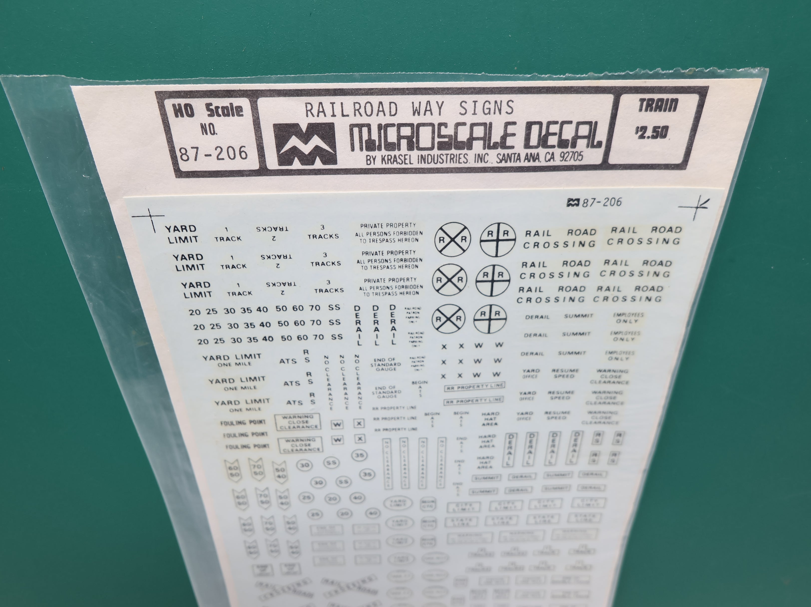 MICROSCALE 87-206 HO Scale Railroad Way Signs Decals