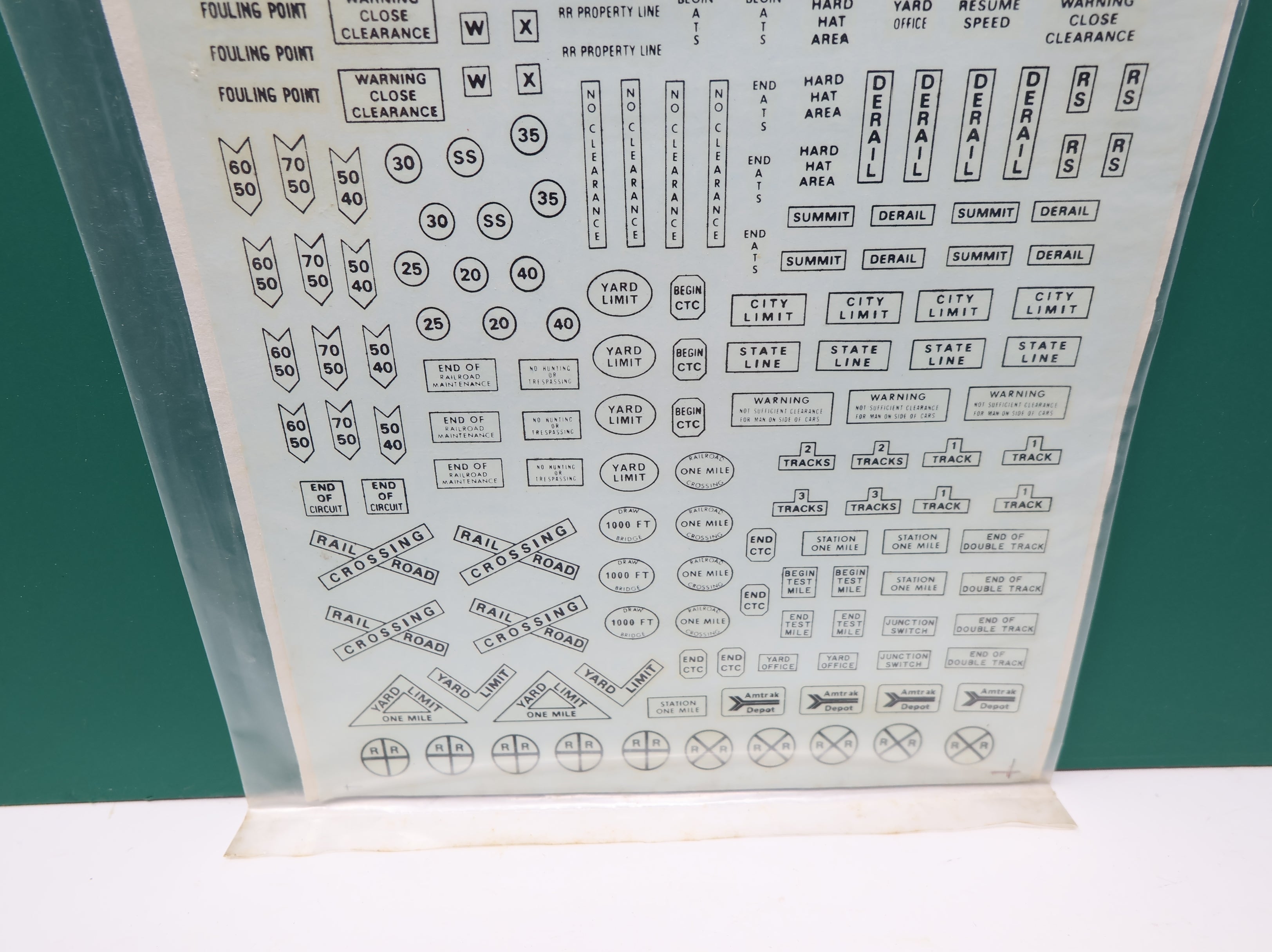 MICROSCALE 87-206 HO Scale Railroad Way Signs Decals