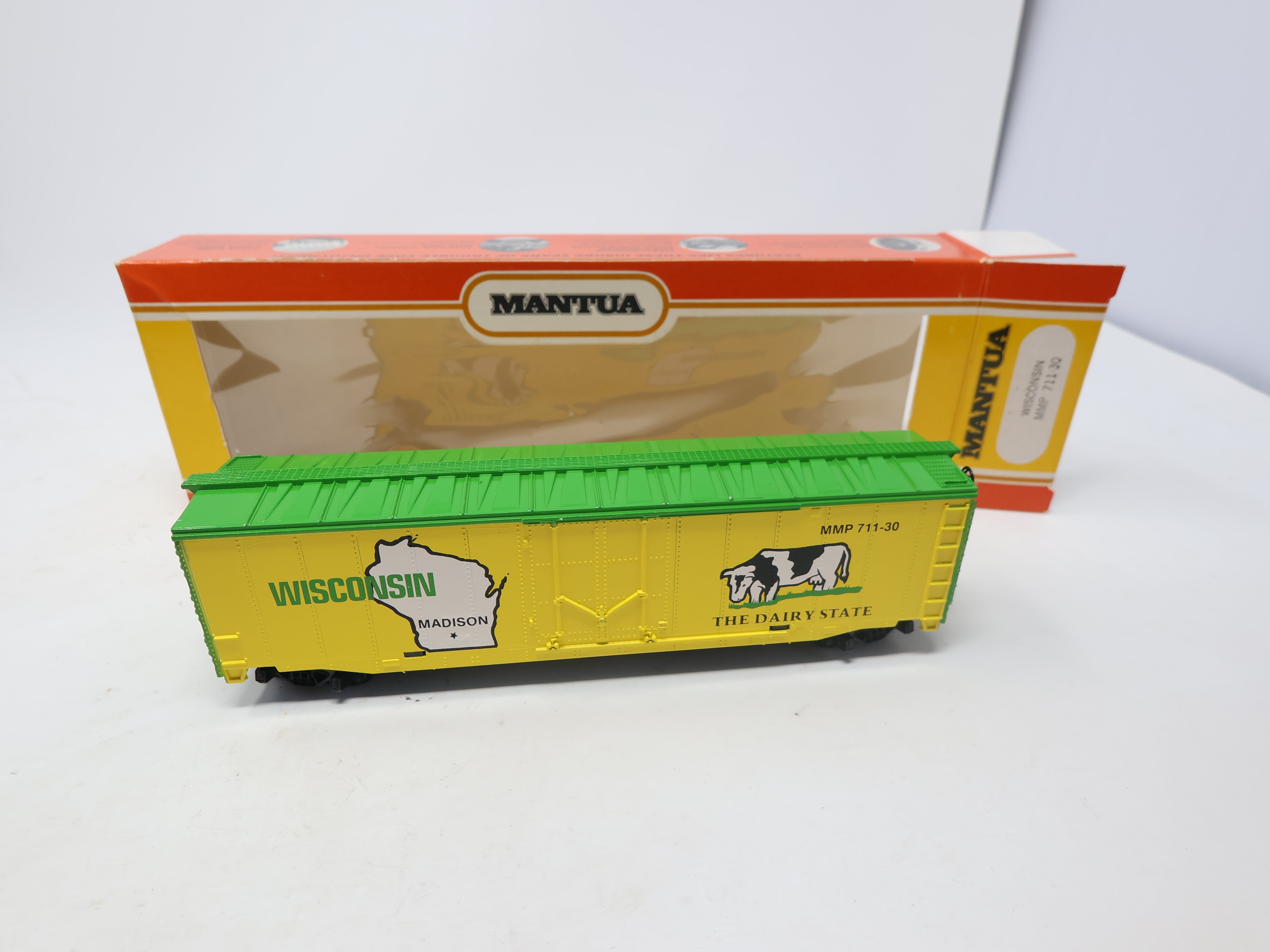 USED Mantua #711-30 HO Scale, State Box Car Wisconsin