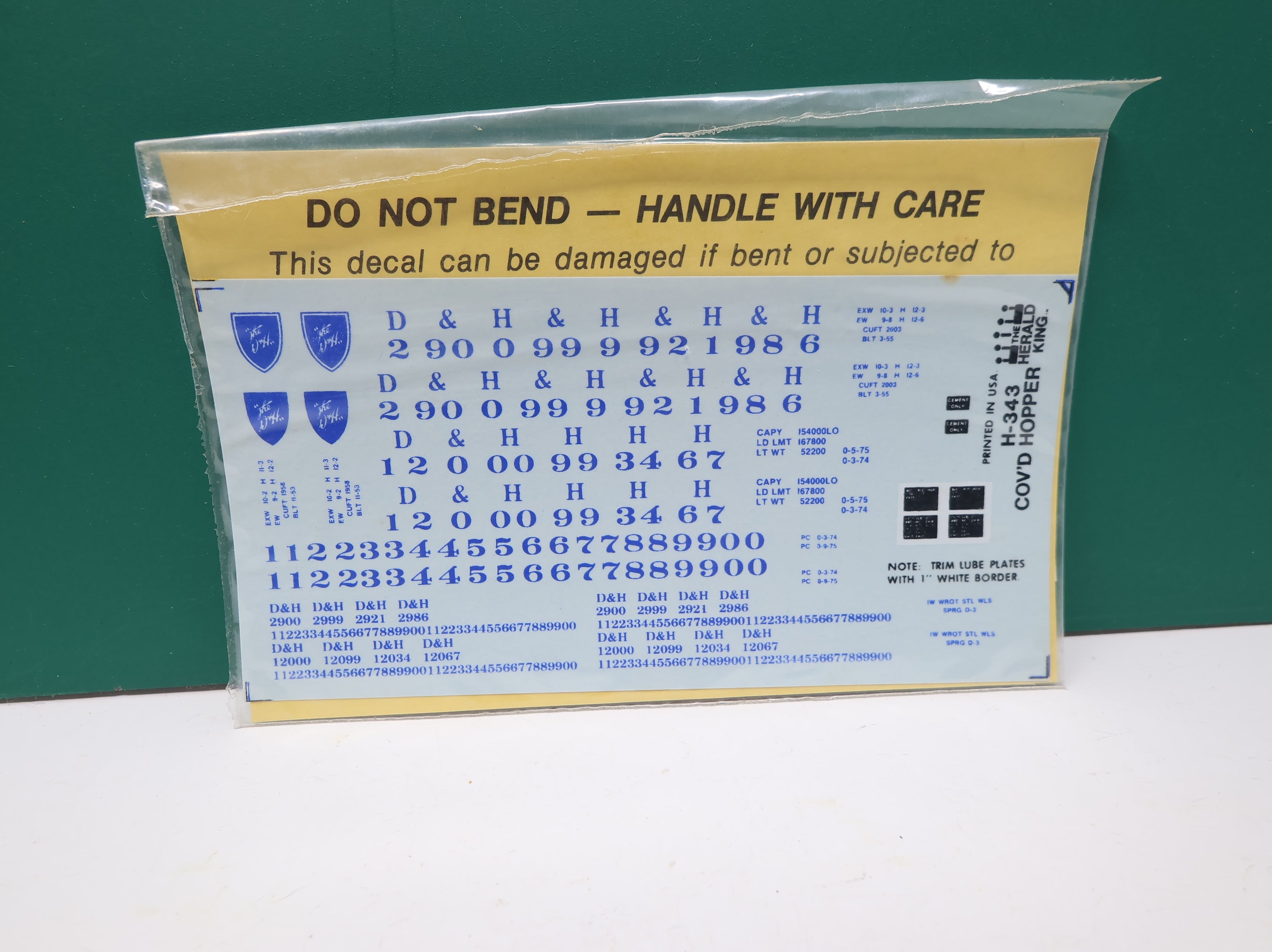 The Herald King H343 HO Scale D&H 2 Bay PS Dovered Hopper 1975 Blue Lettering Decals