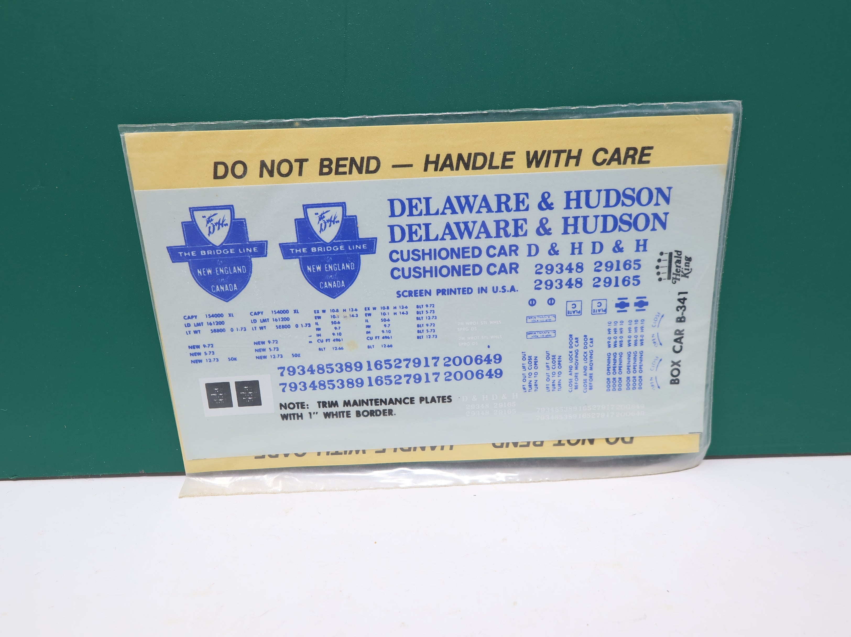 The Herald King B341 HO Scale D&H 50' BOx Car 1973 Blue Lettering Decals