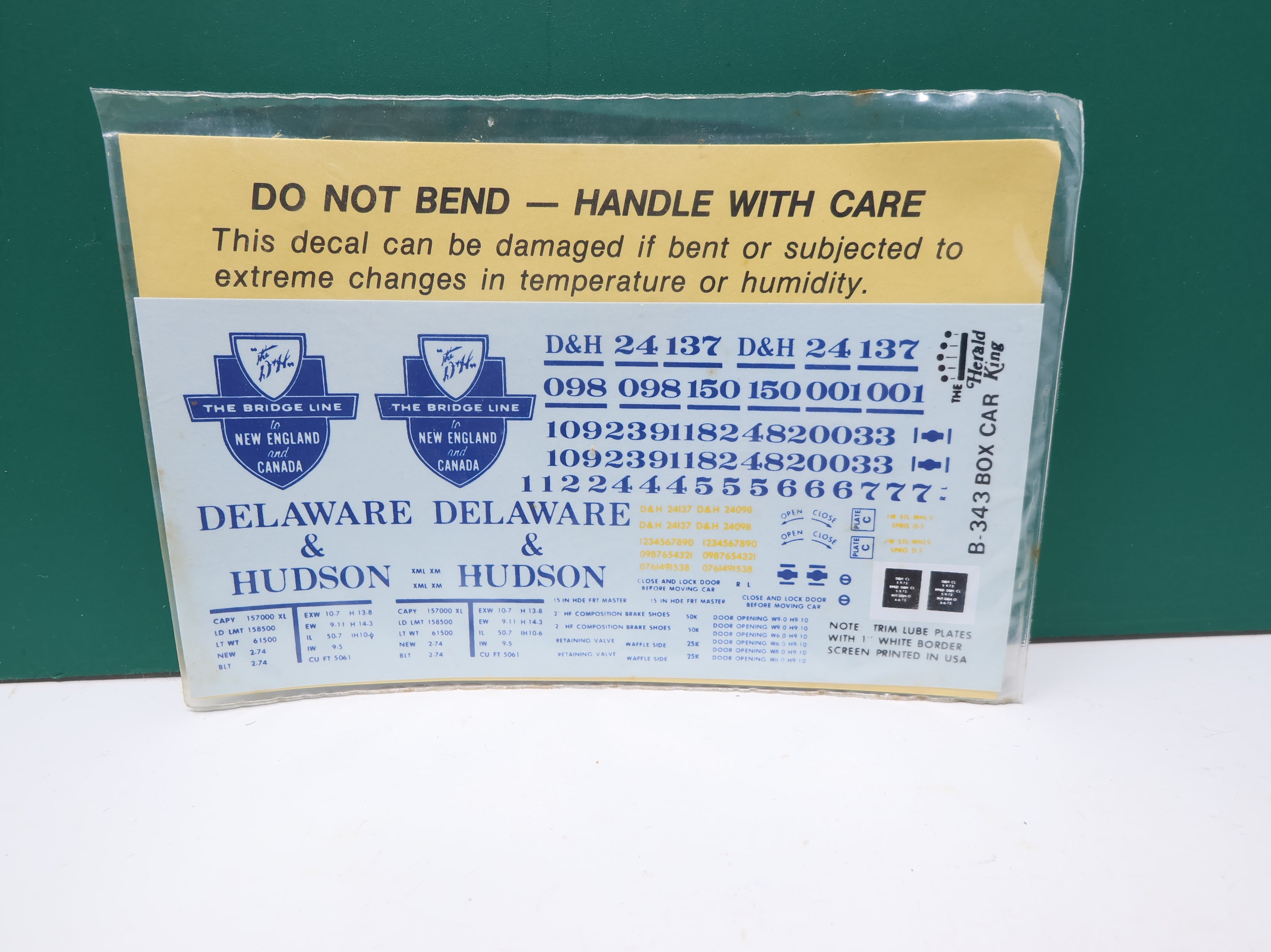 The Herald King B343 HO Scale D&H 50' Waffle Box Car Blue Lettering & Herald Decals