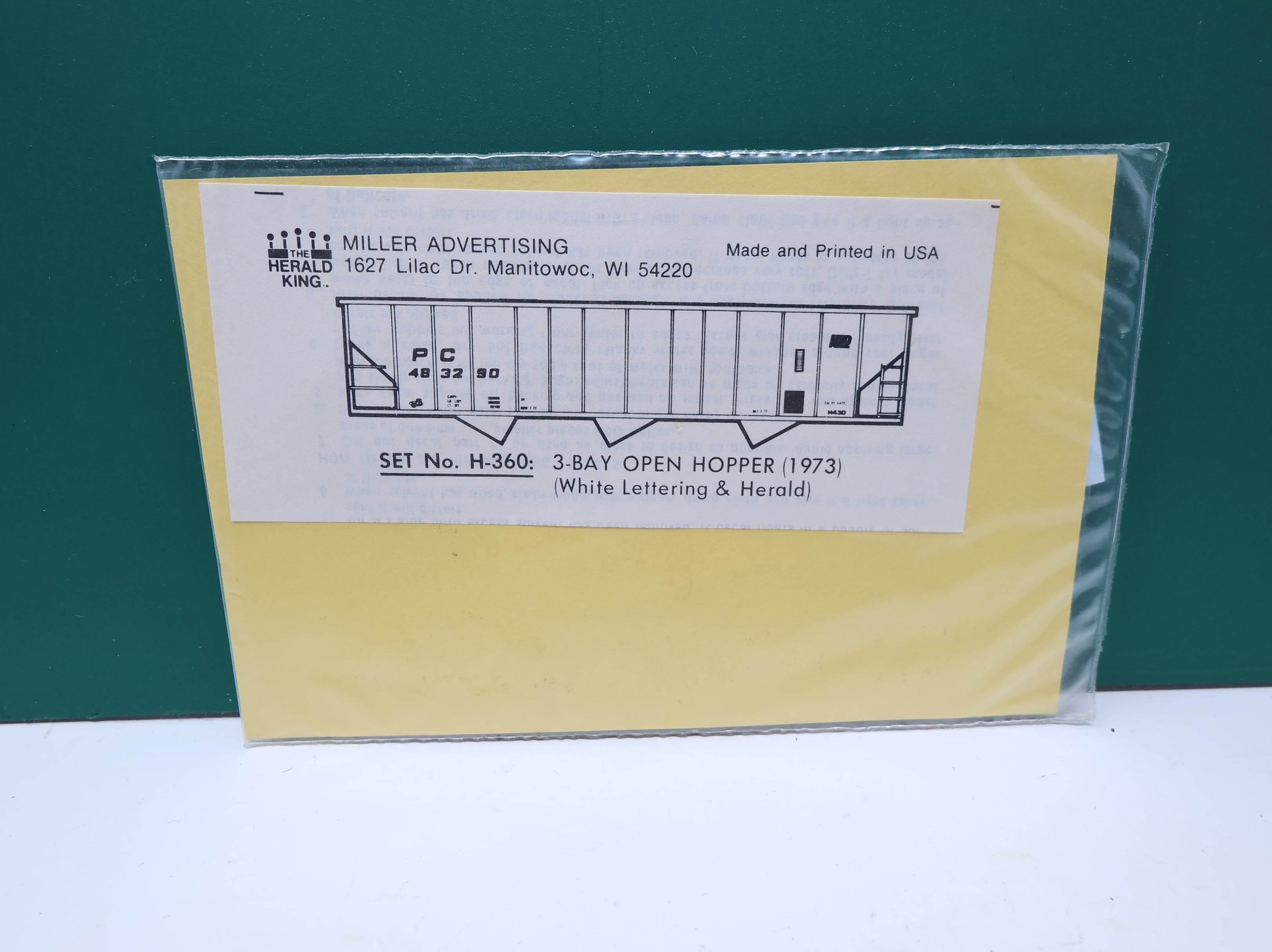 The Herald King H360 HO Scale Penn Central 3 Bay Open Hopper 1973 White Lettering & Herald Decals