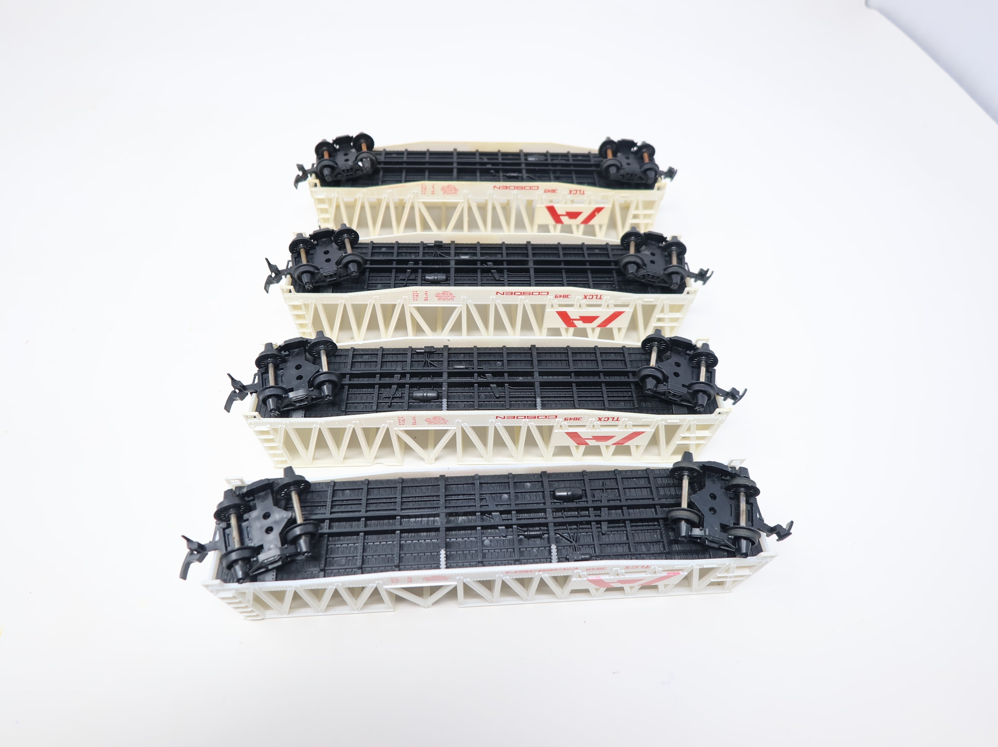 USED AHM HO Scale Container Carrier Cosden TLCX #3849 (4 pcs)