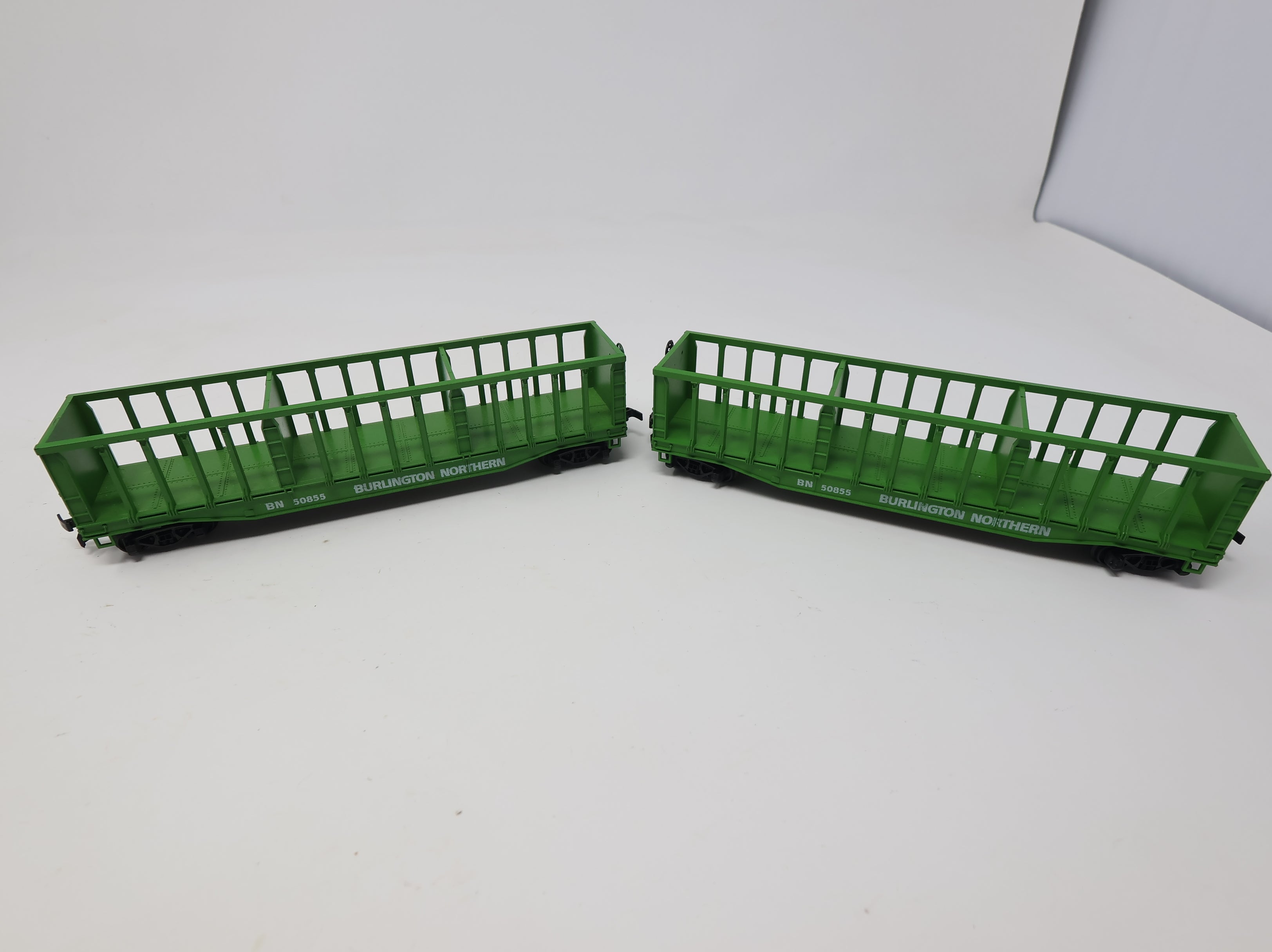 USED AHM HO Scale Pulpwood Car Burlington Northern BN #50855 (2 pcs)