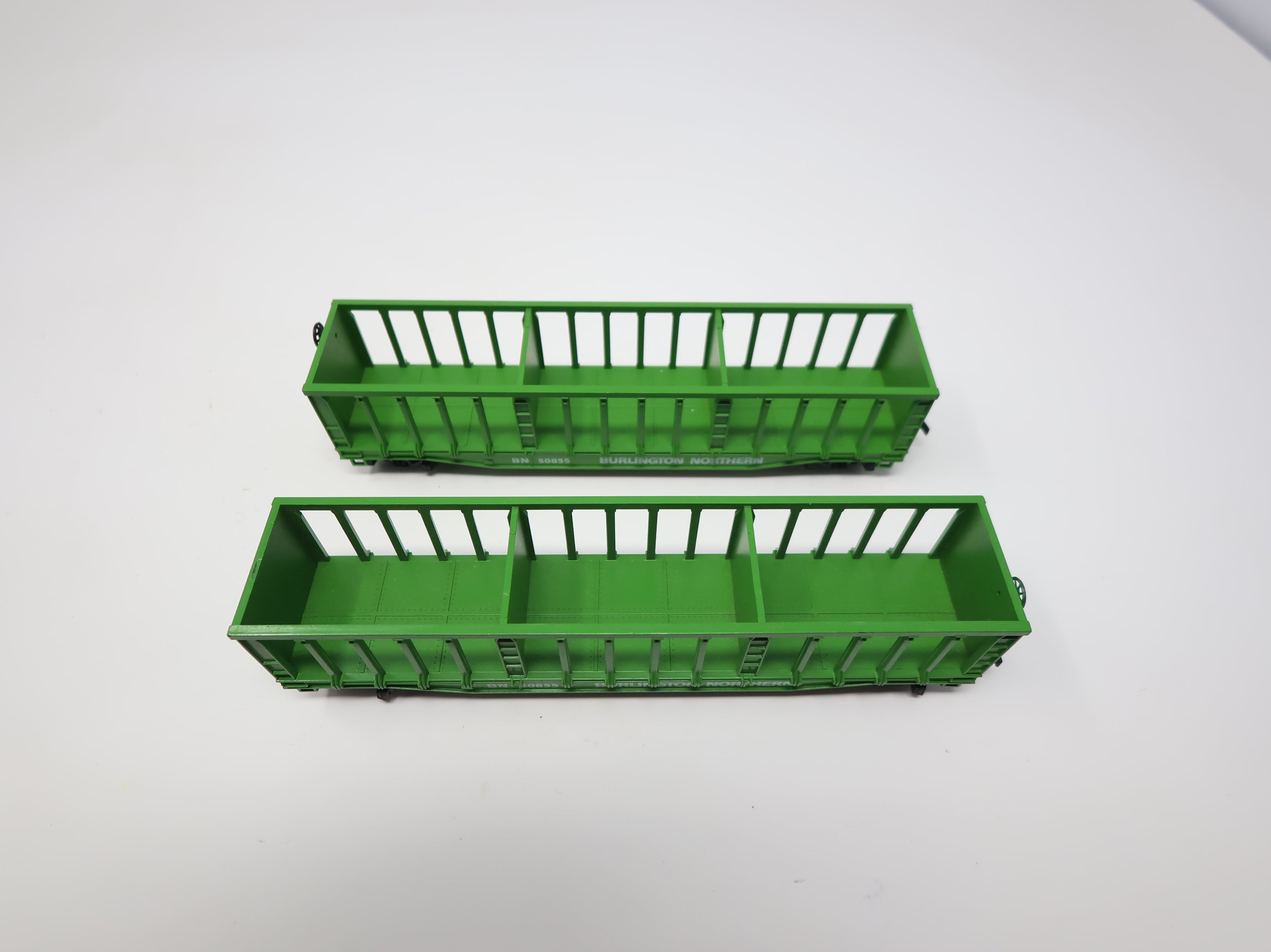 USED AHM HO Scale Pulpwood Car Burlington Northern BN #50855 (2 pcs)