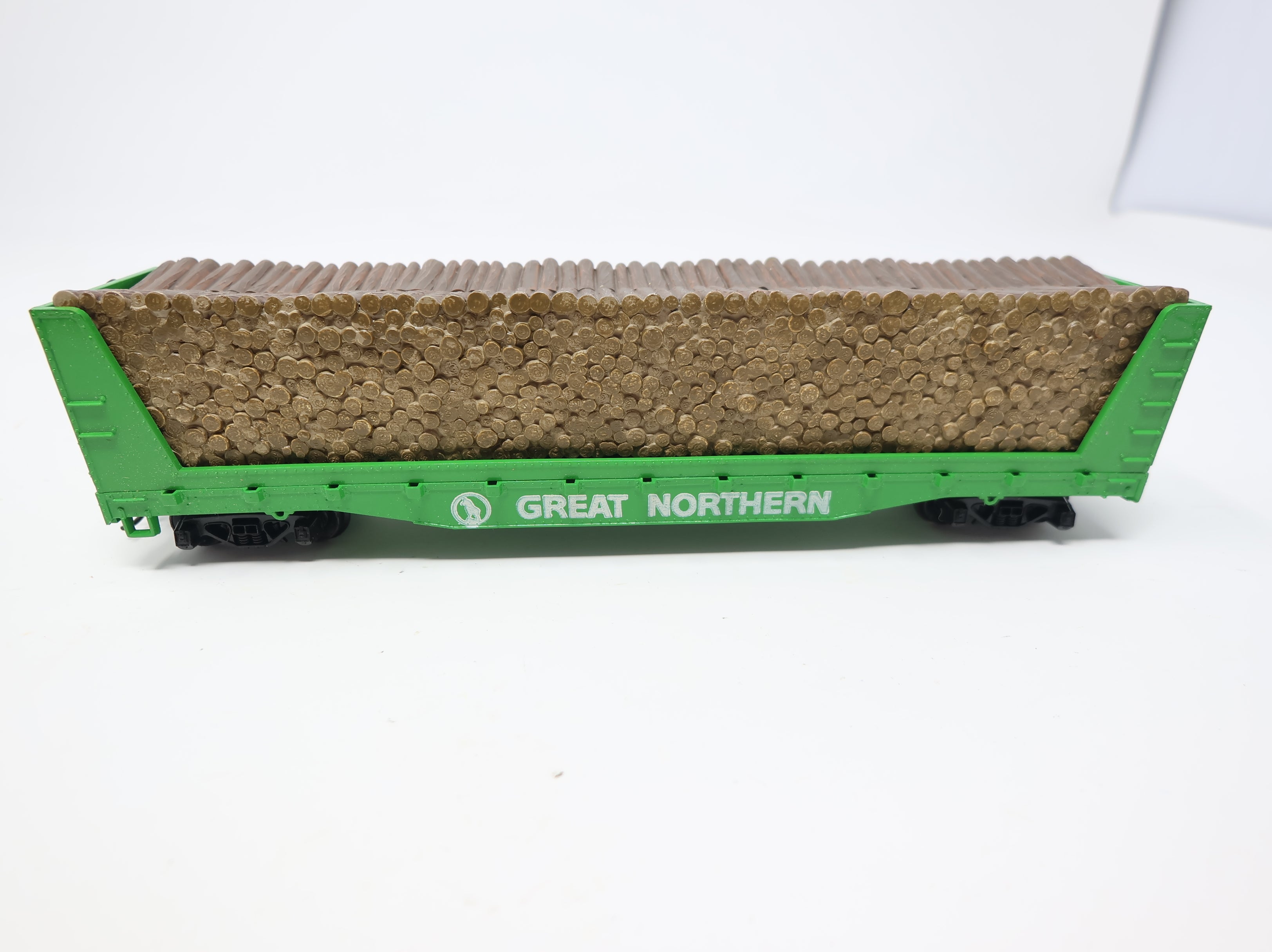 USED Tyco HO Scale Bulkhead Flat Car Great Northern w/ Pulpwood