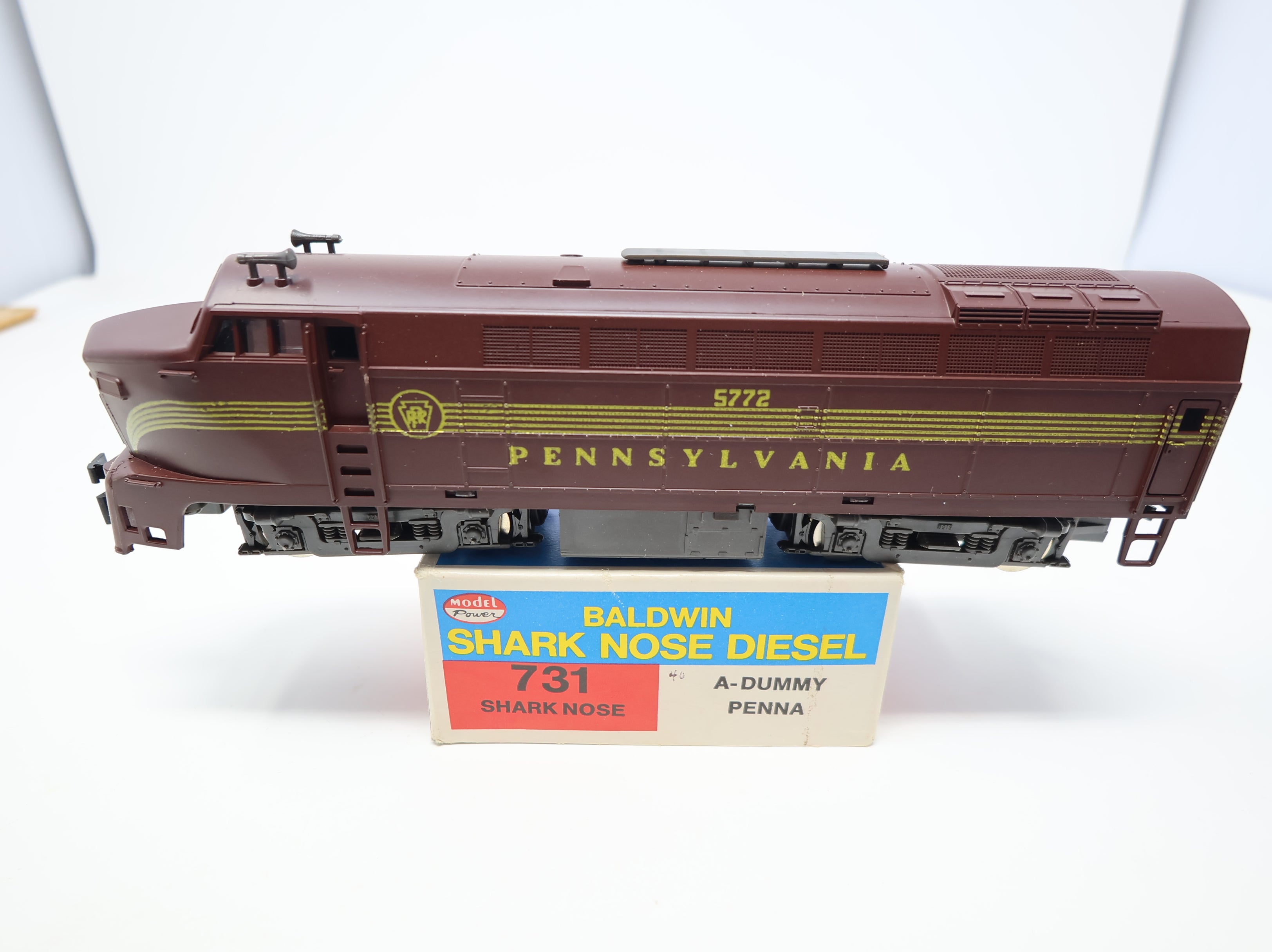 USED Model Power 731 HO Scale Baldwin Shark Nose Dummy Diesel Locomotive (unpowered) Pennsylvania PRR #5772