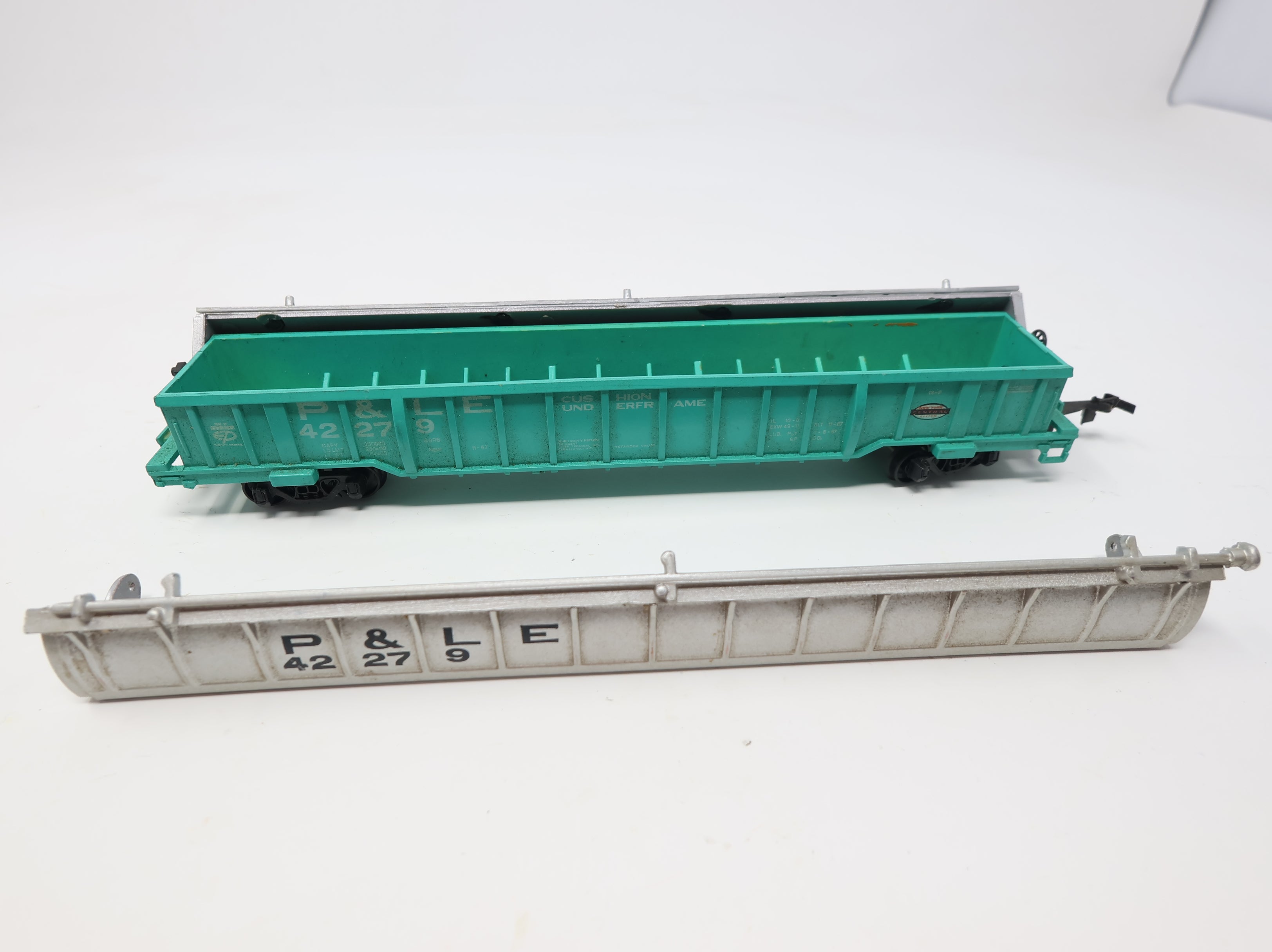 USED Bachmann HO Scale Coil Car Pittsburgh & Lake Erie P&LE #42279 Rough