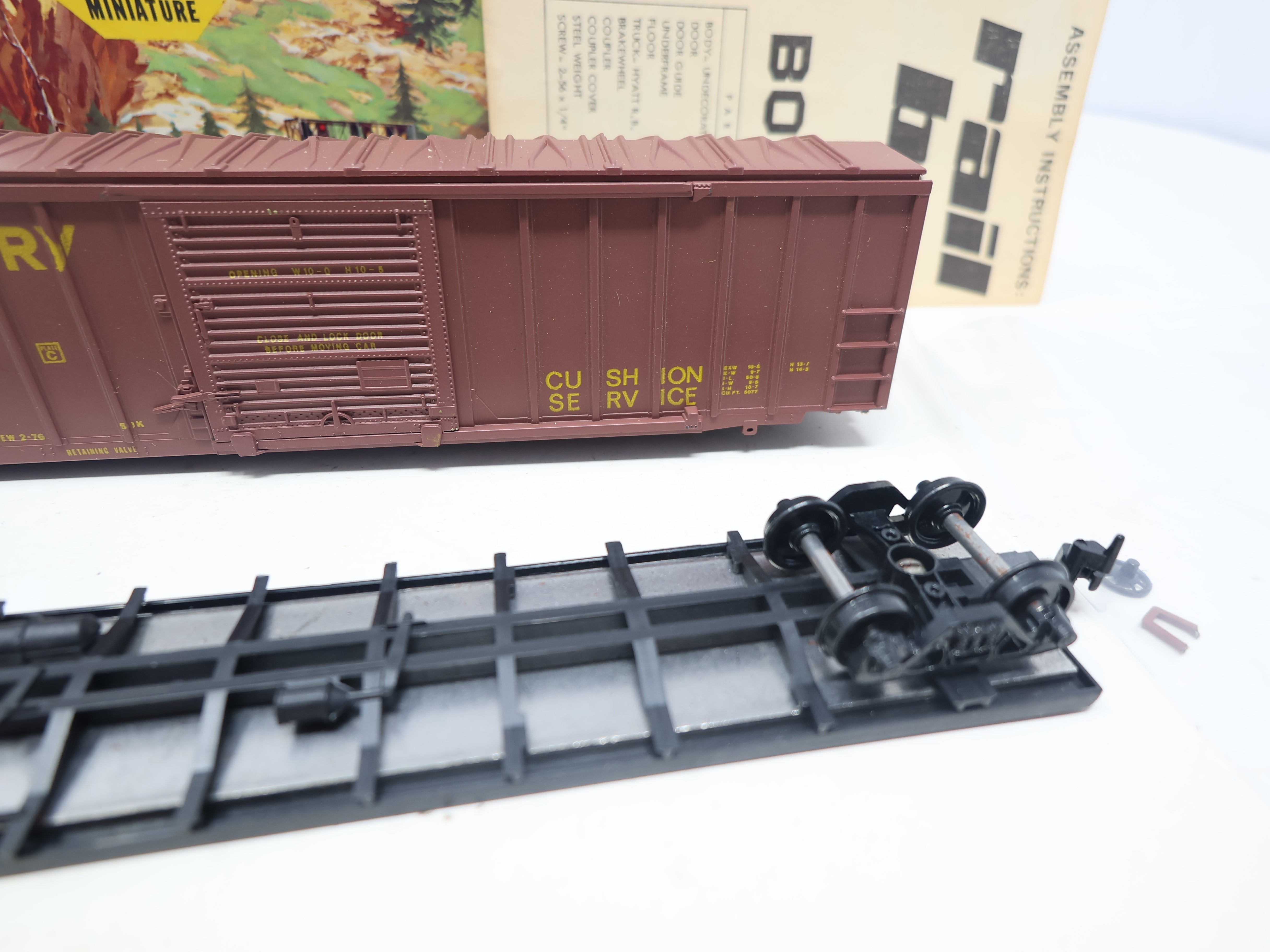 USED Athearn 535 HO Scale, 50' Railbox Box Car, Virginia Central VC #9134, Bevbel