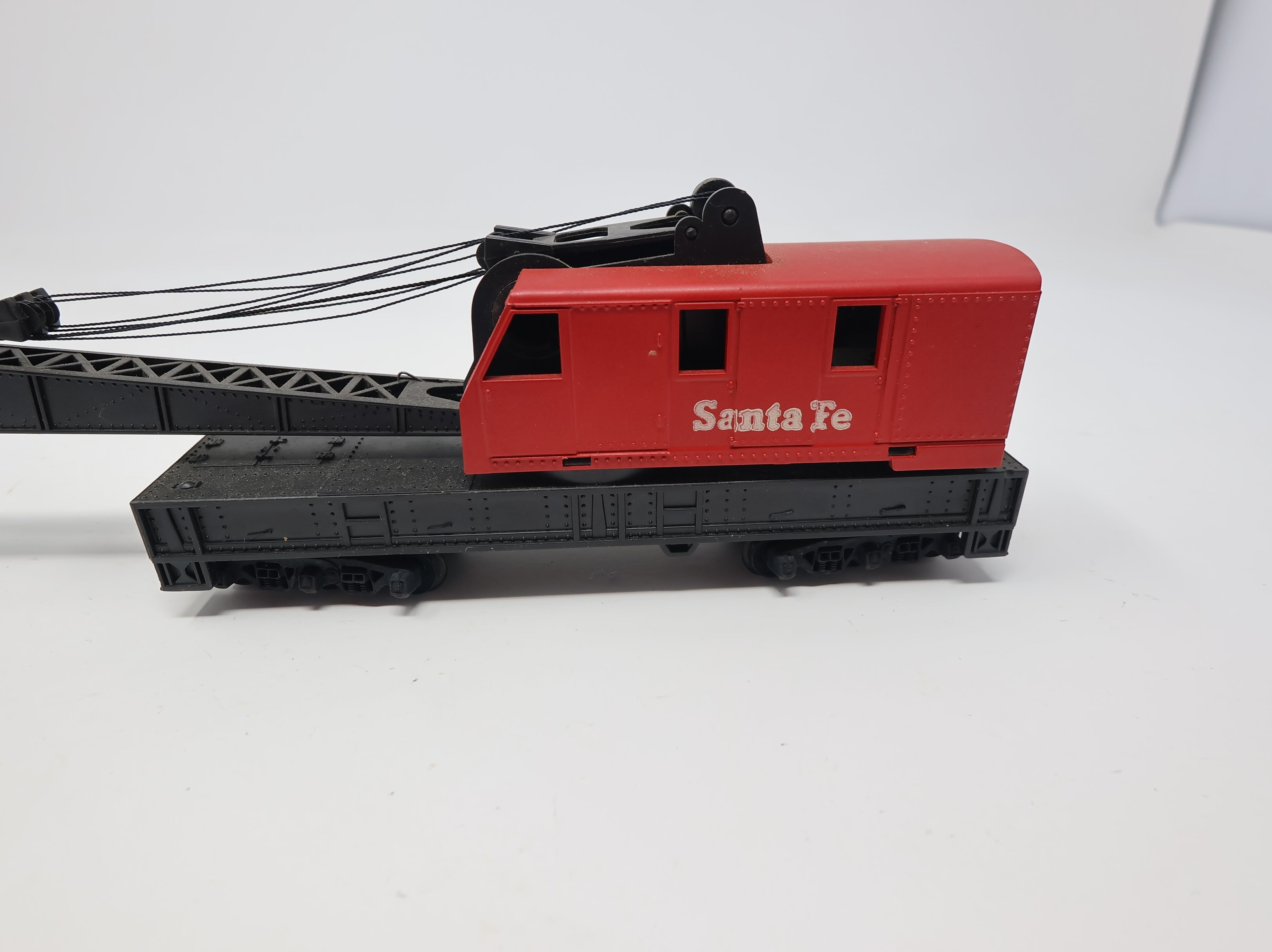 USED Tyco HO Scale Operating Crane Car Santa Fe